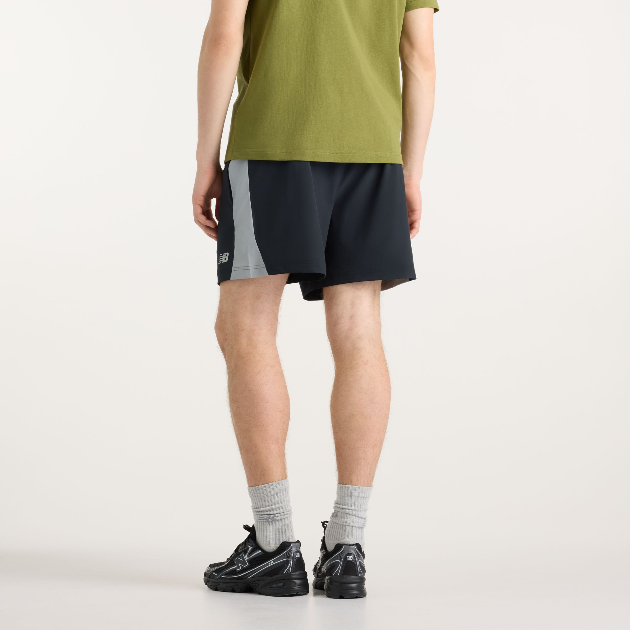 Athletics Stretch Woven Graphic Short 5"