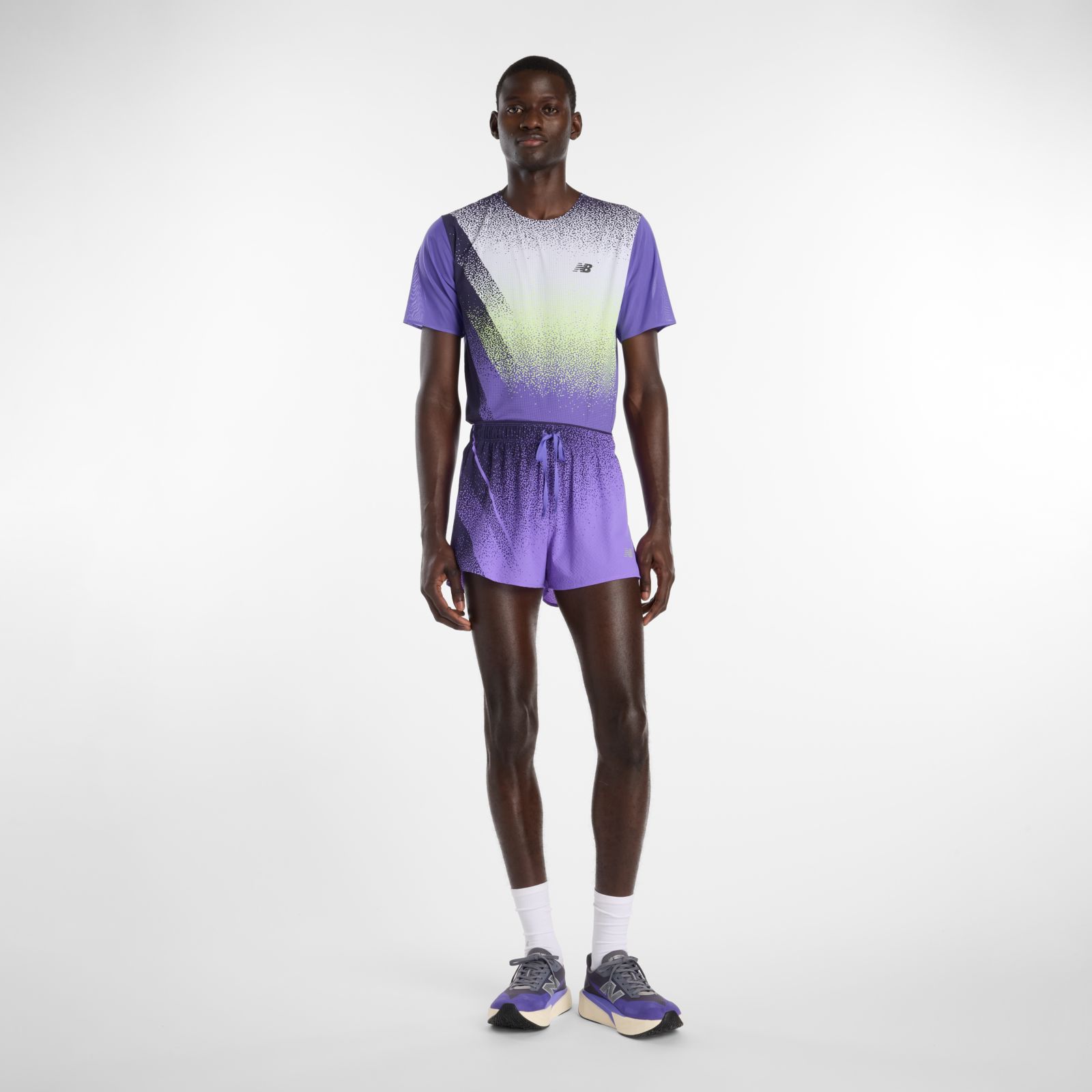 Мужские брюки New Balance RC Ultra Light Printed Short 3" — фото 2