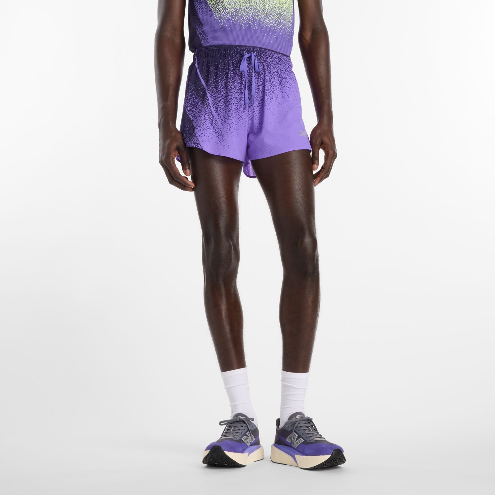 Мужские брюки New Balance RC Ultra Light Printed Short 3" — фото 1