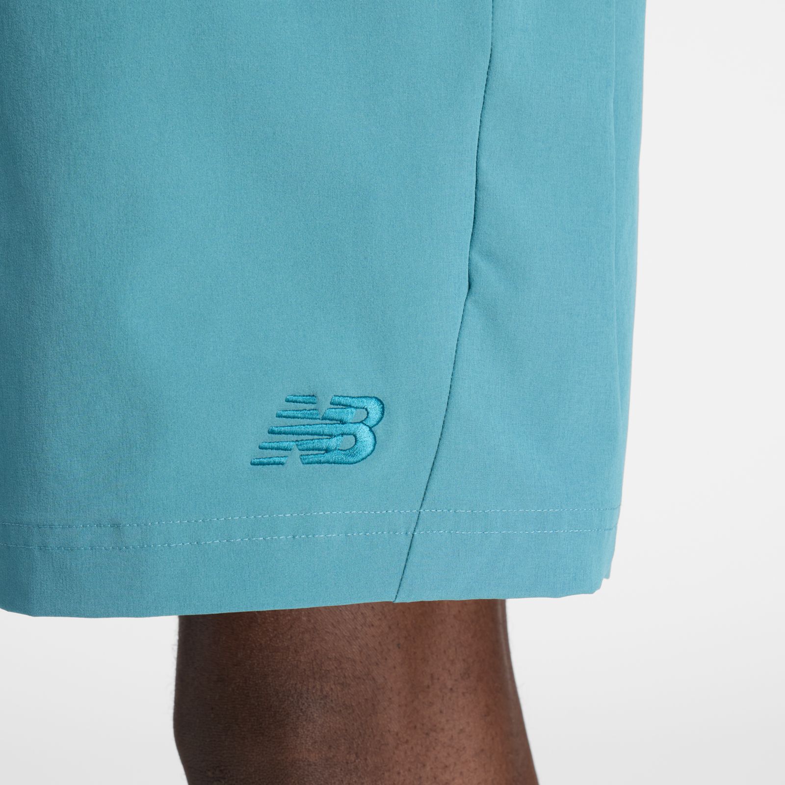 Мужские брюки New Balance Athletics Stretch Woven Short 7" — фото 4