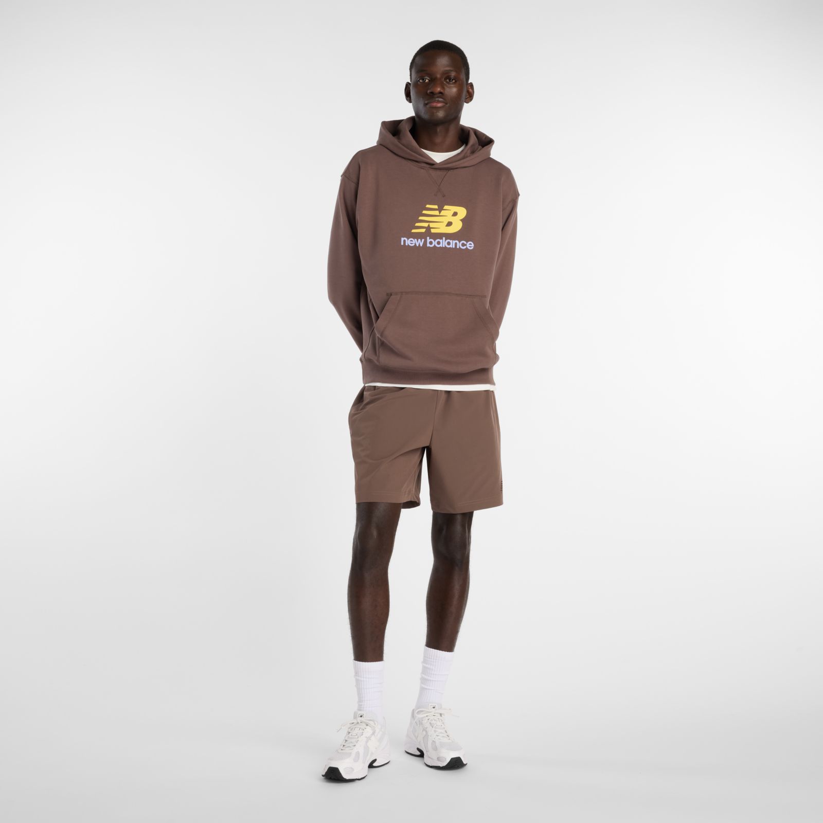 Мужские брюки New Balance Athletics Stretch Woven Short 7" — фото 2