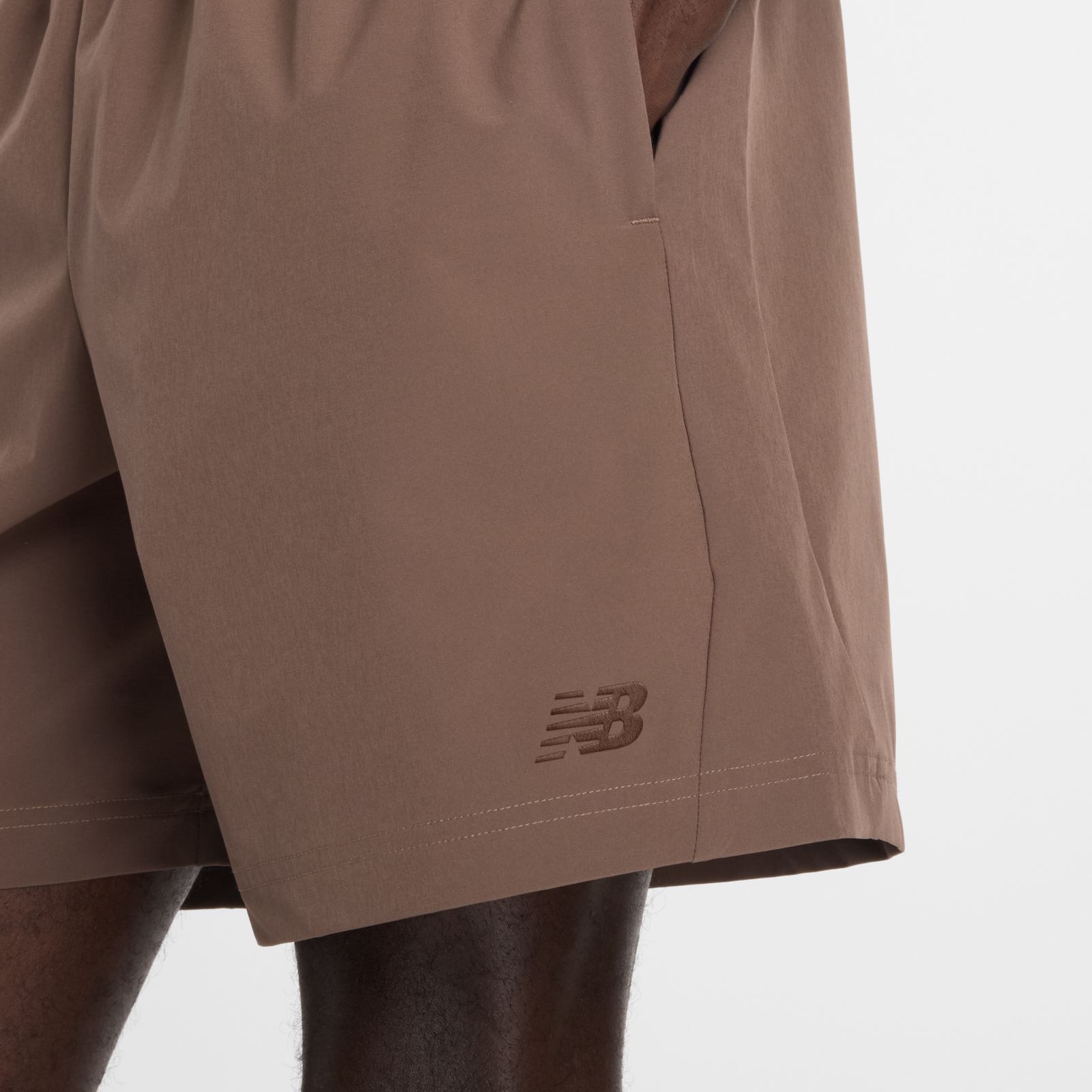 Мужские брюки New Balance Athletics Stretch Woven Short 7" — фото 6
