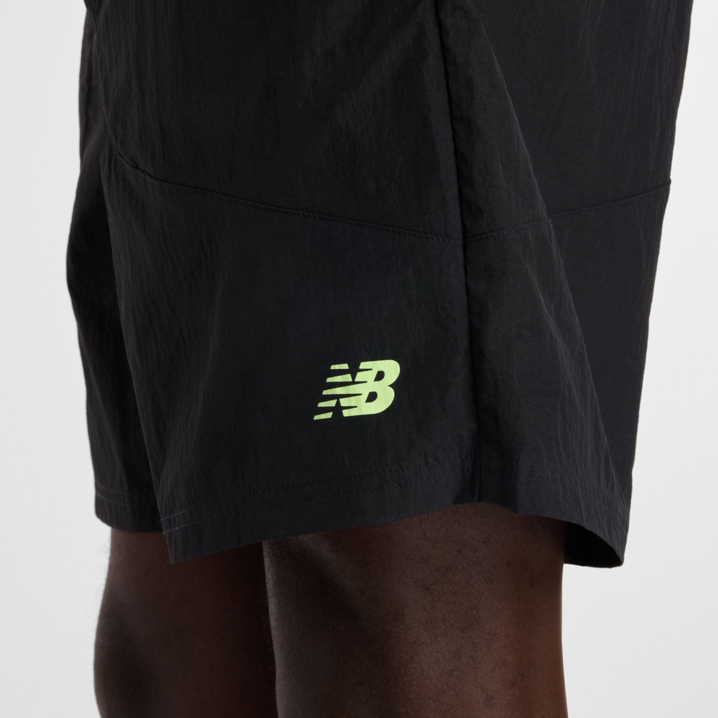 Castlefield Woven Short 7"