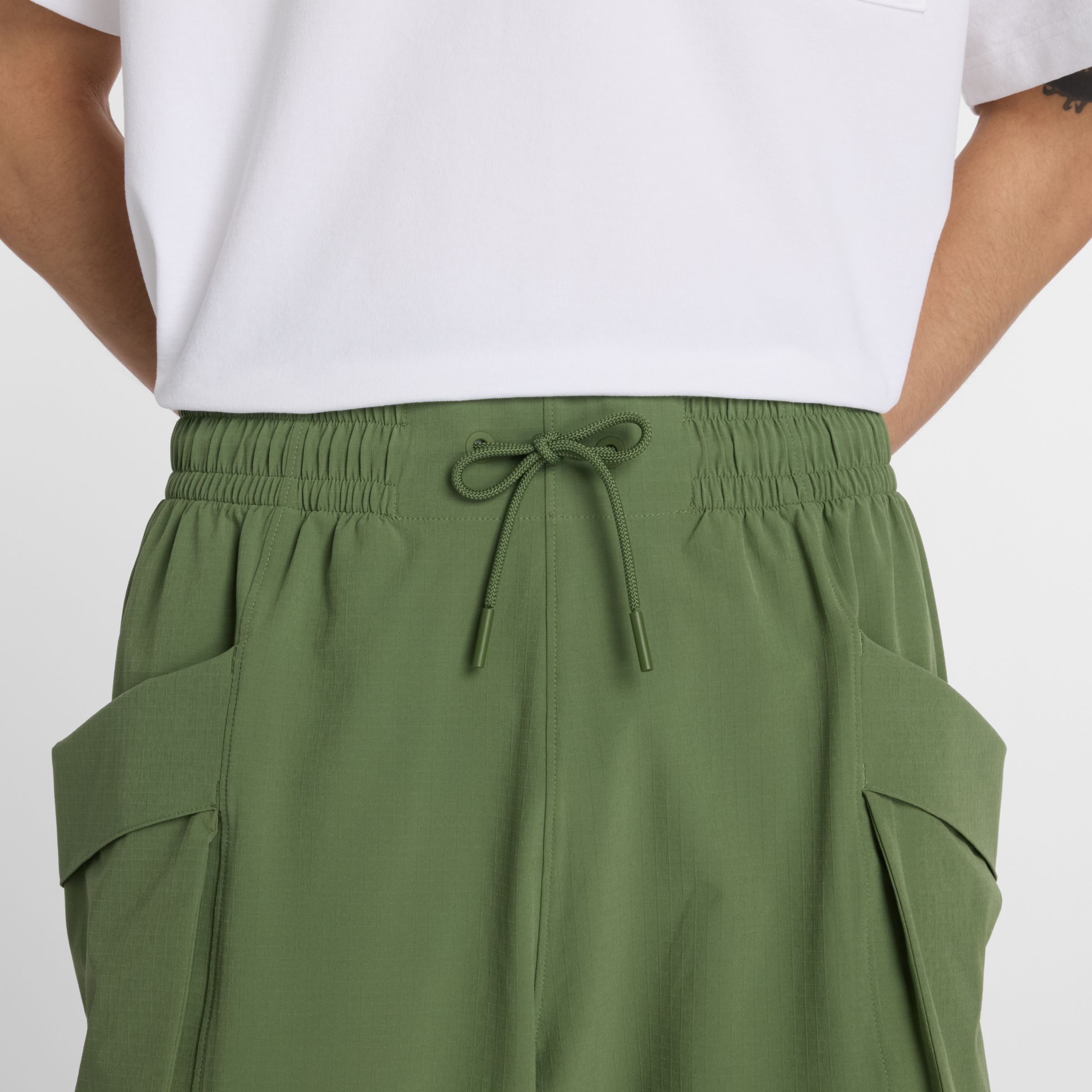 NB GREY クロップドカーゴパンツ