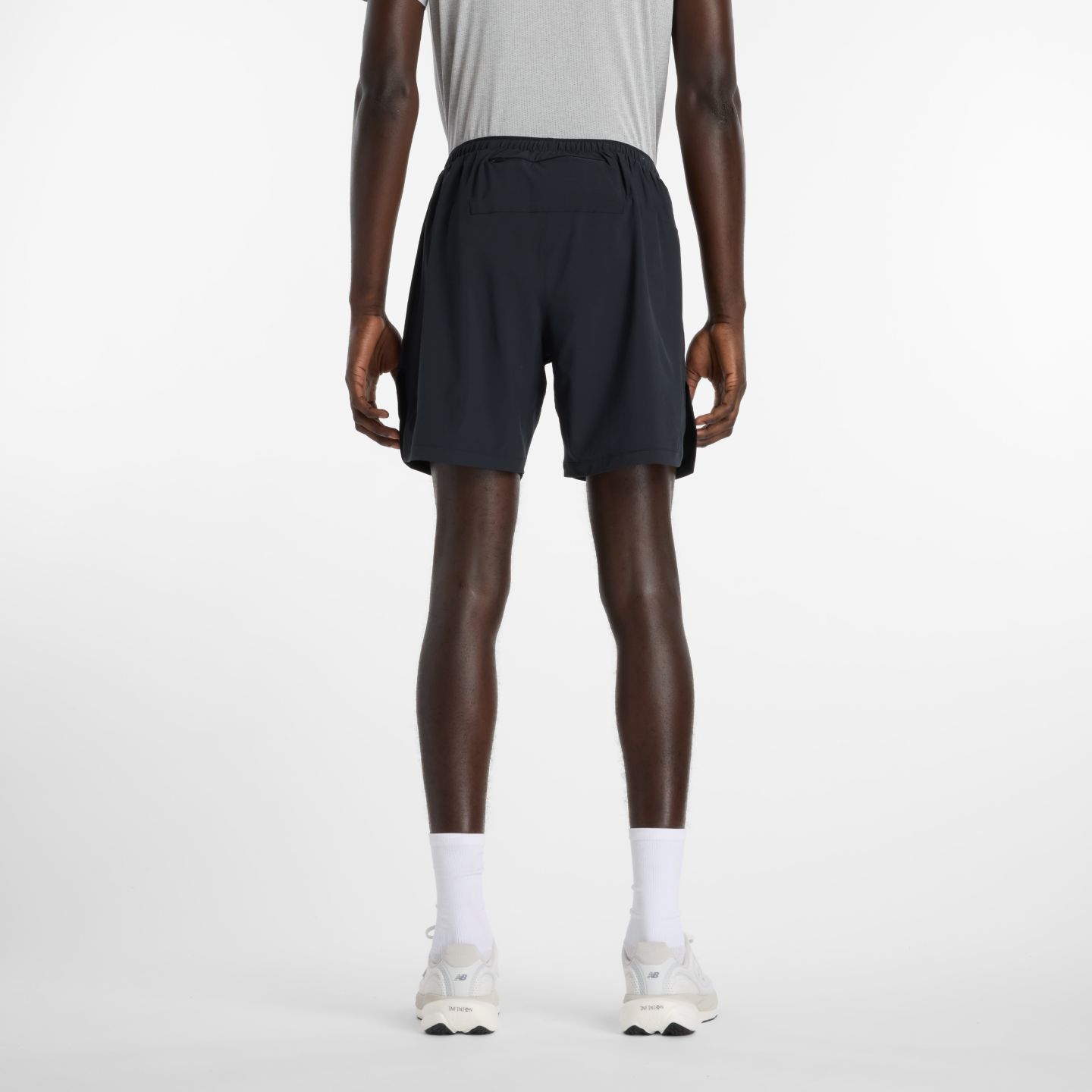 Мужские шорты New Balance RC Essential Short 7", цвет: Чёрный / Серый — фото 4