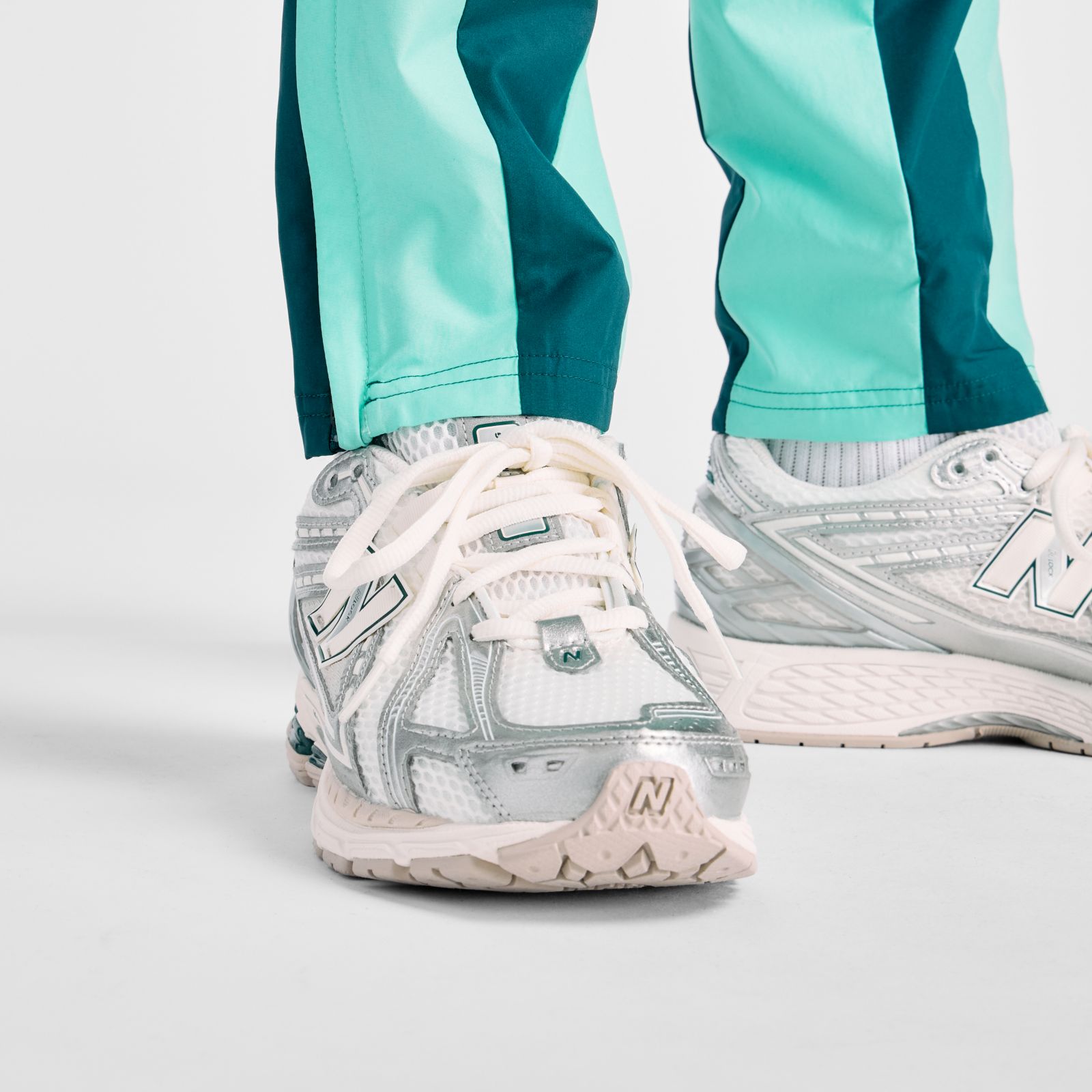 Мужские брюки New Balance Utility Woven Pant — фото 5