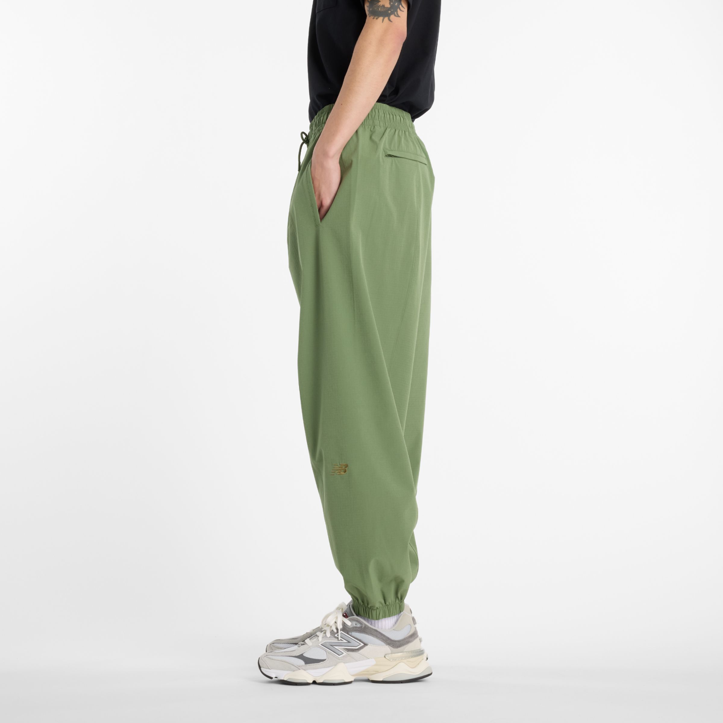 NB GREY ジョガーパンツ