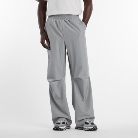 Мужские брюки New Balance Elusive Shell Pant, цвет: Сланцевый серый