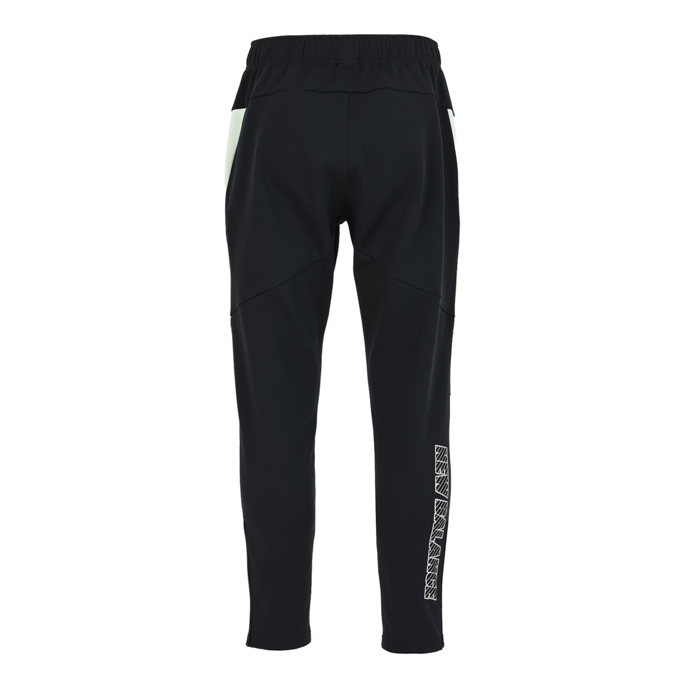 New Balance Black Out ウォームアップパンツ, MB6260BDSRV