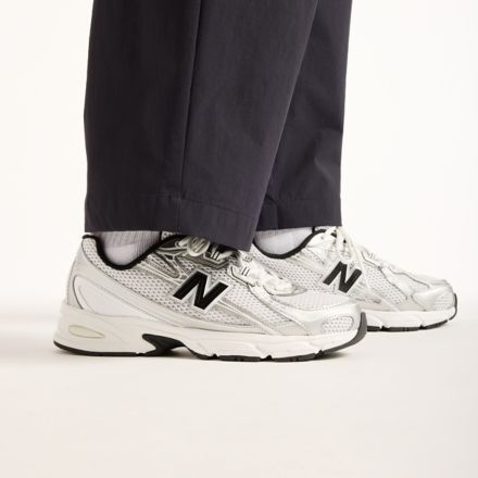 NB GREY ナイロンワイドパンツ