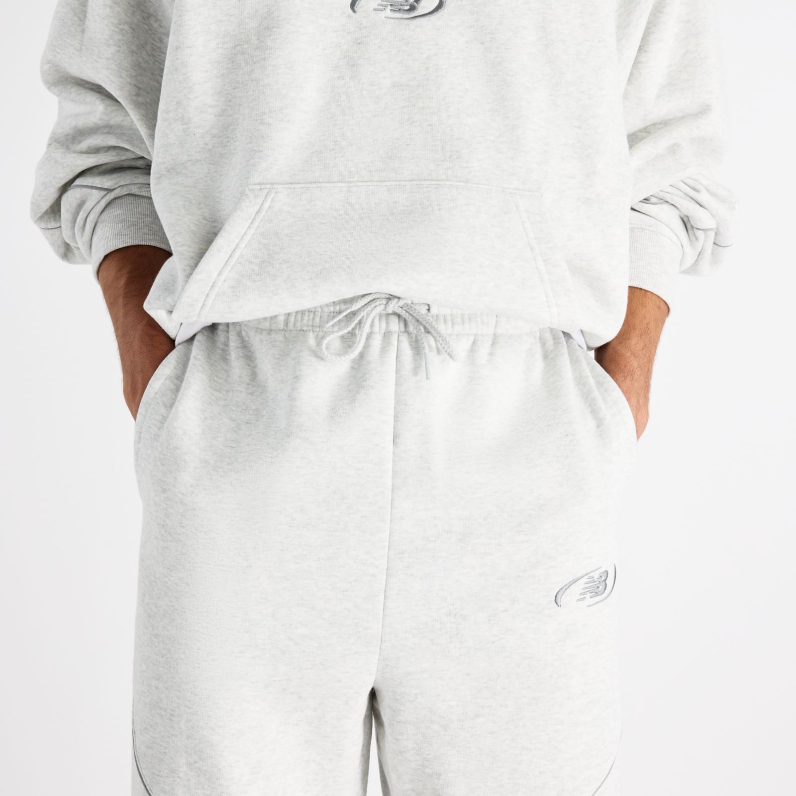 Мужские брюки New Balance Trackside Fleece Pant — фото 2