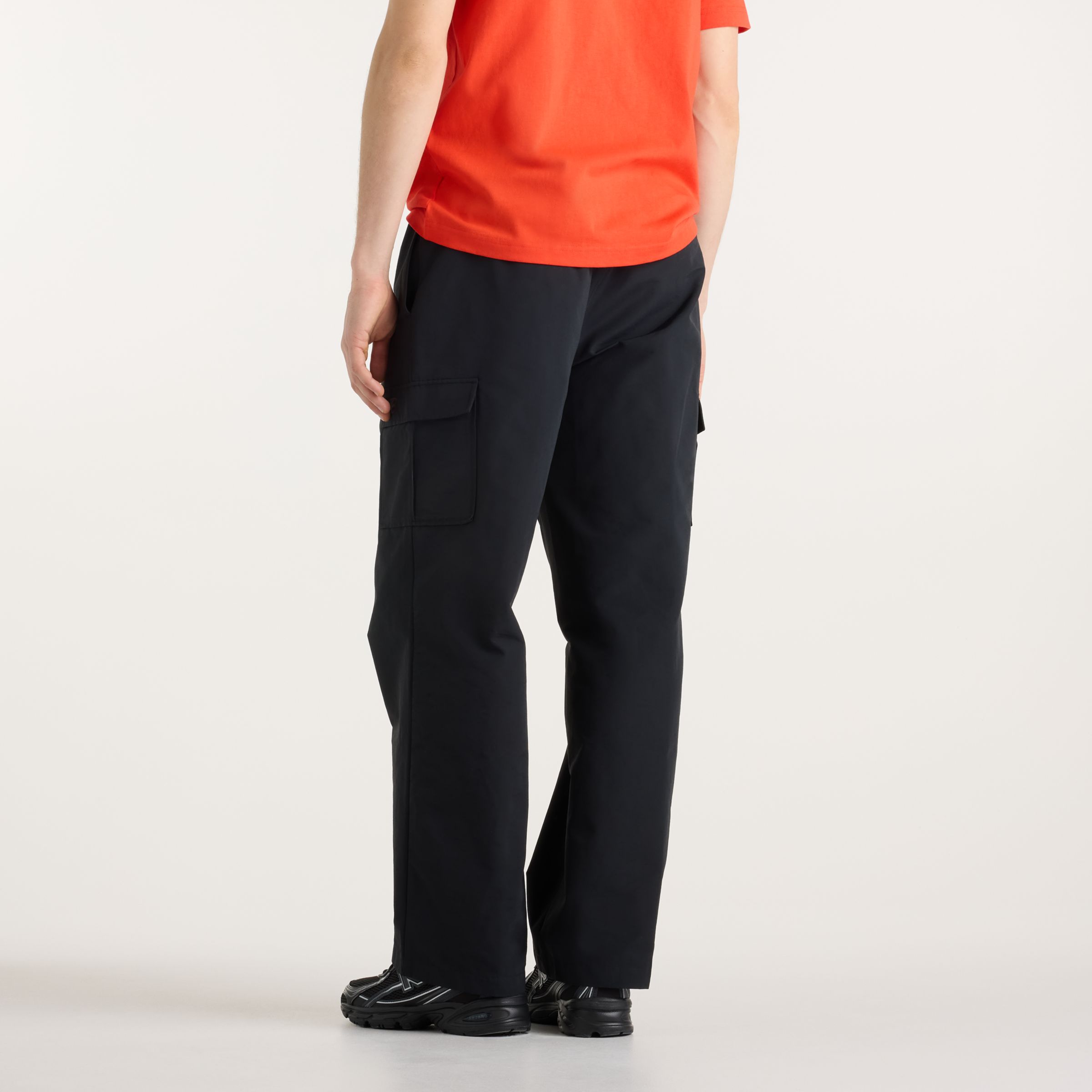 Pantalon cargo tiss&eacute;