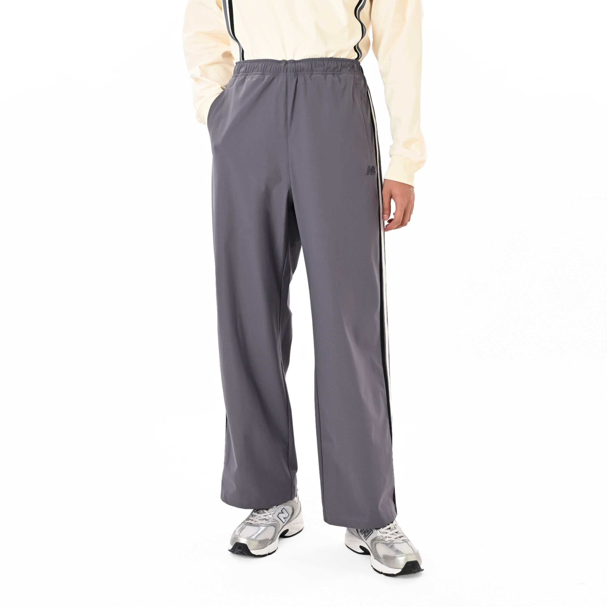 New Balance サイドラインジャージパンツ, MB62R82TAA9