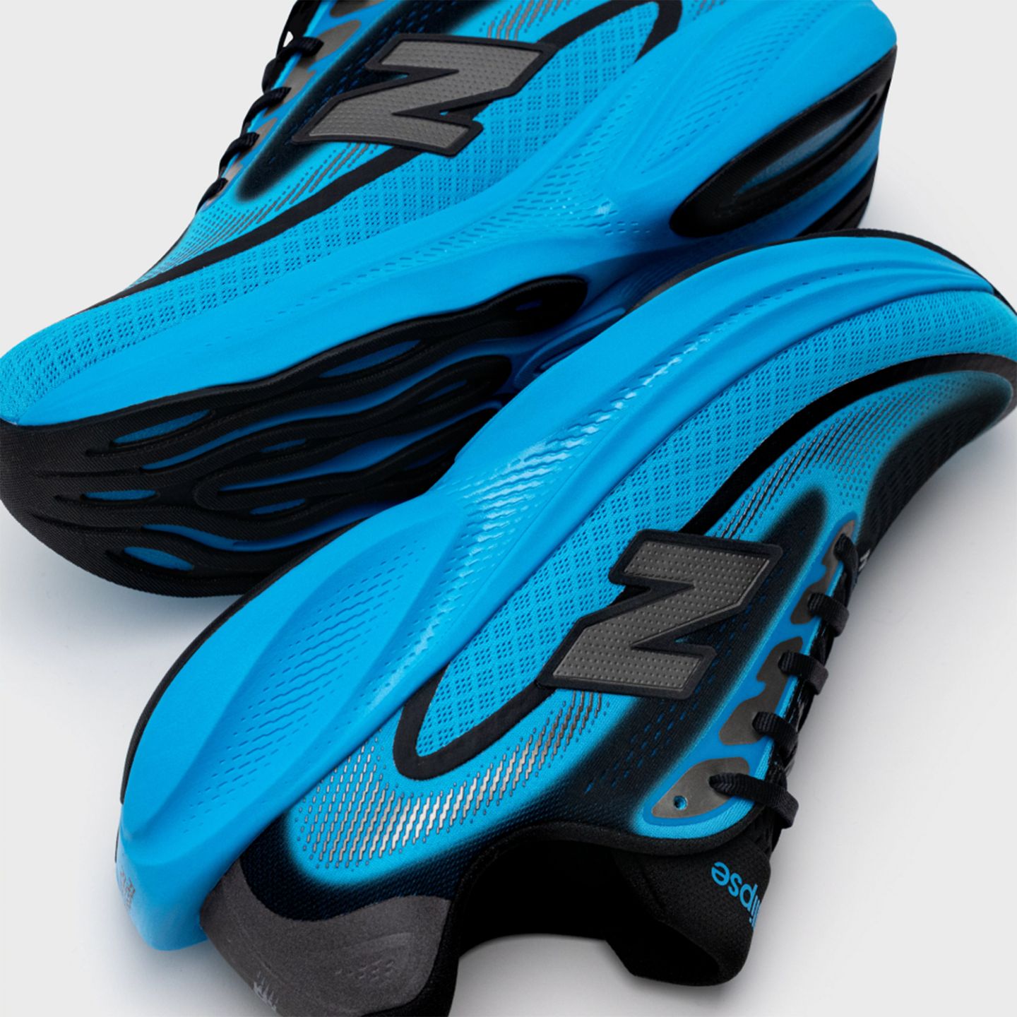 Женские кроссовки New Balance Ellipse, цвет: Чёрный, вариант 1 — фото 3
