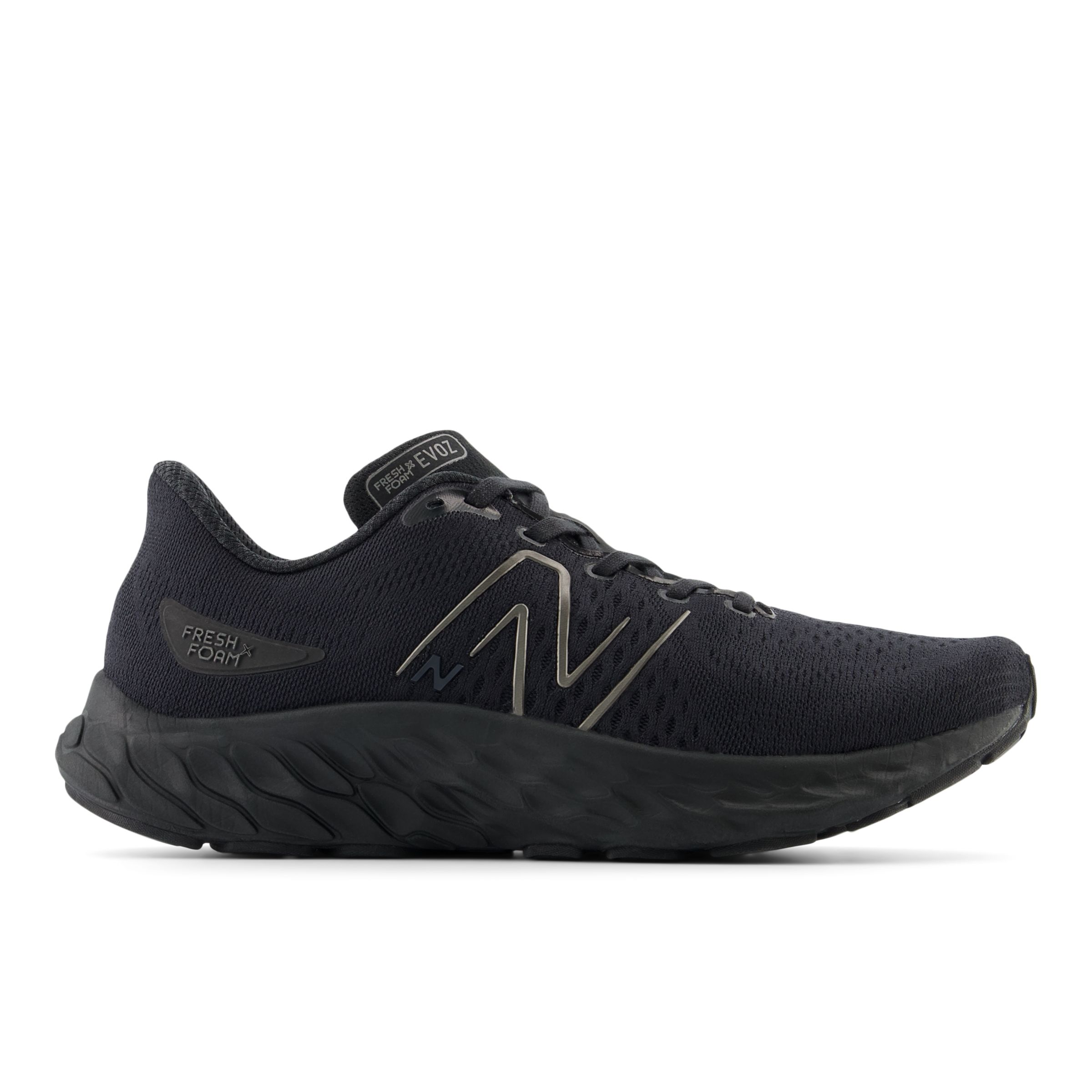 New Balance Men's Fresh Foam X EVOZ v3 in Black Textile, size 9