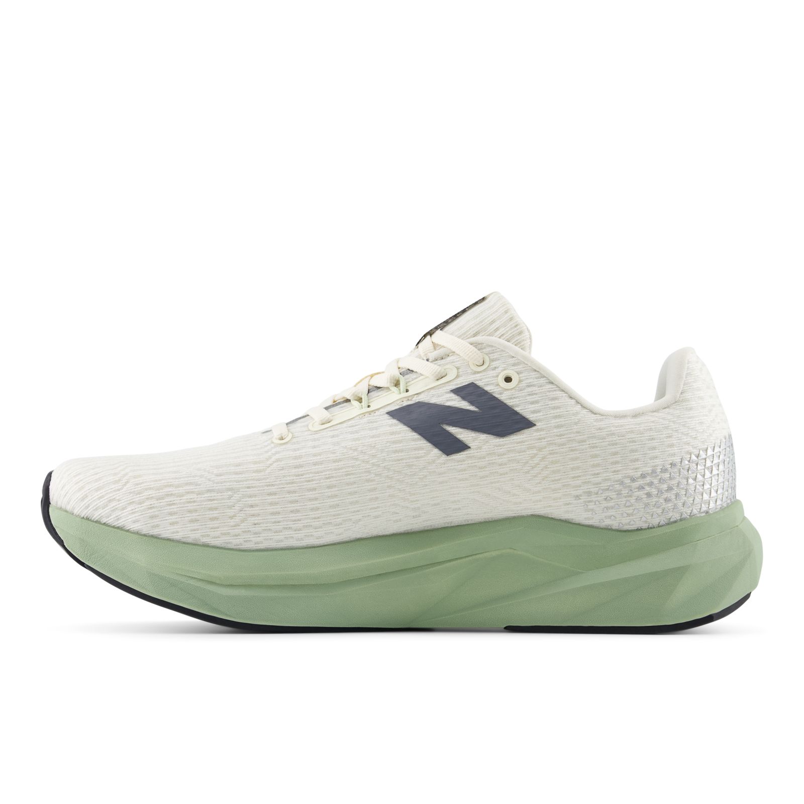 Женские кроссовки New Balance FuelCell Propel v5 — фото 3