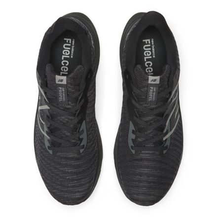 FuelCell Propel v4 - New Balance