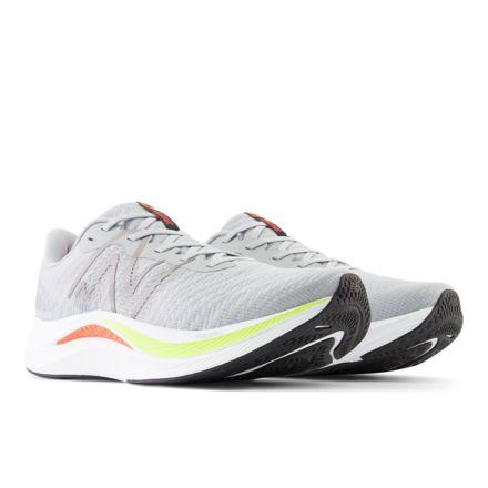 FuelCell Propel v4 - New Balance