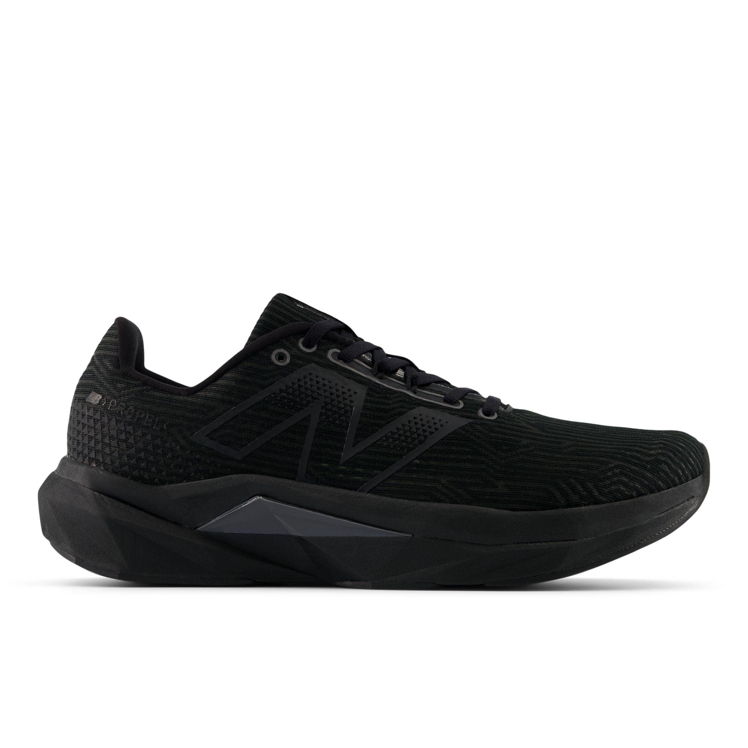New Balance Men's FuelCell Propel v5 in Black/Grey Synthetic, size 10.5