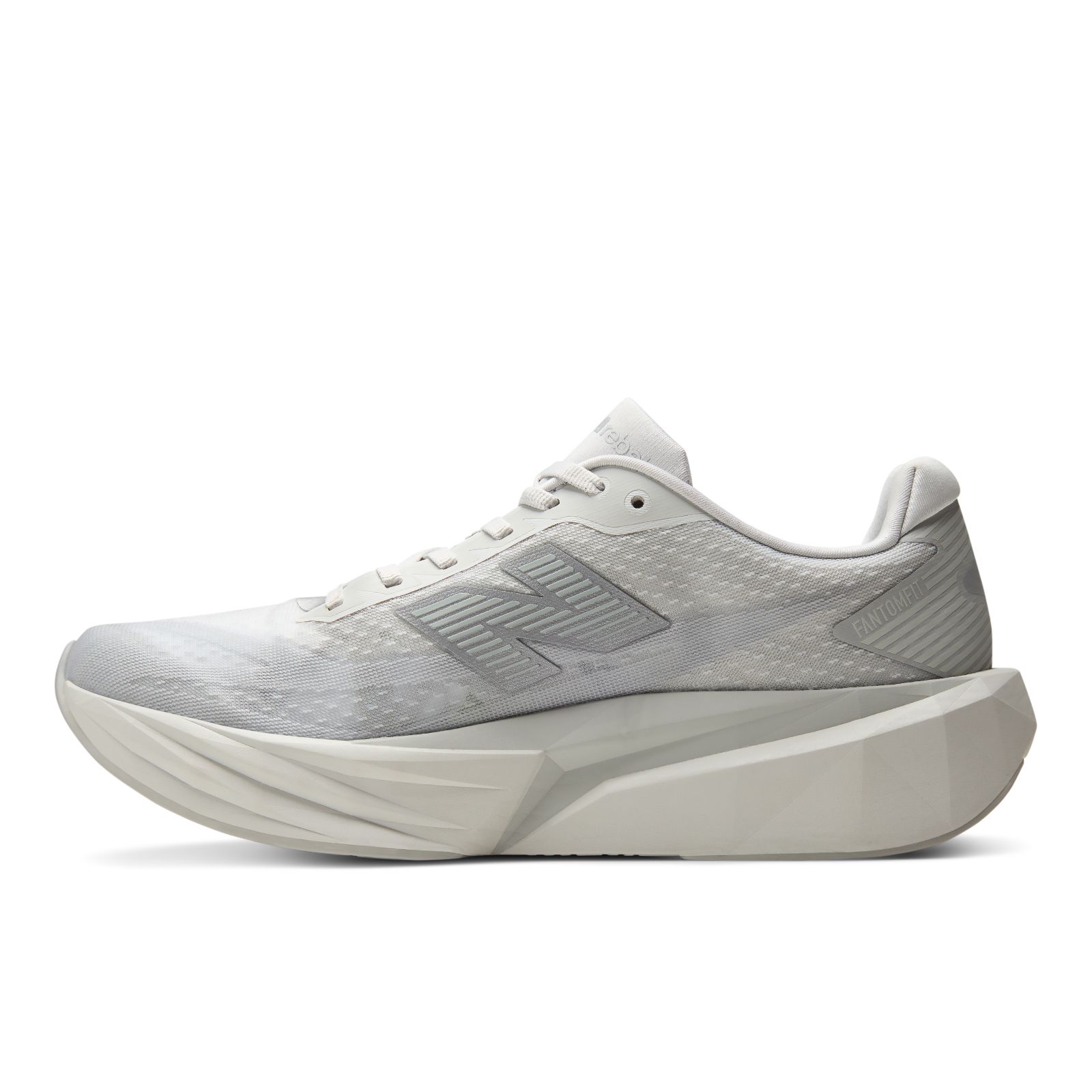 Женские кроссовки New Balance FuelCell Rebel v5 Grey Days — фото 2