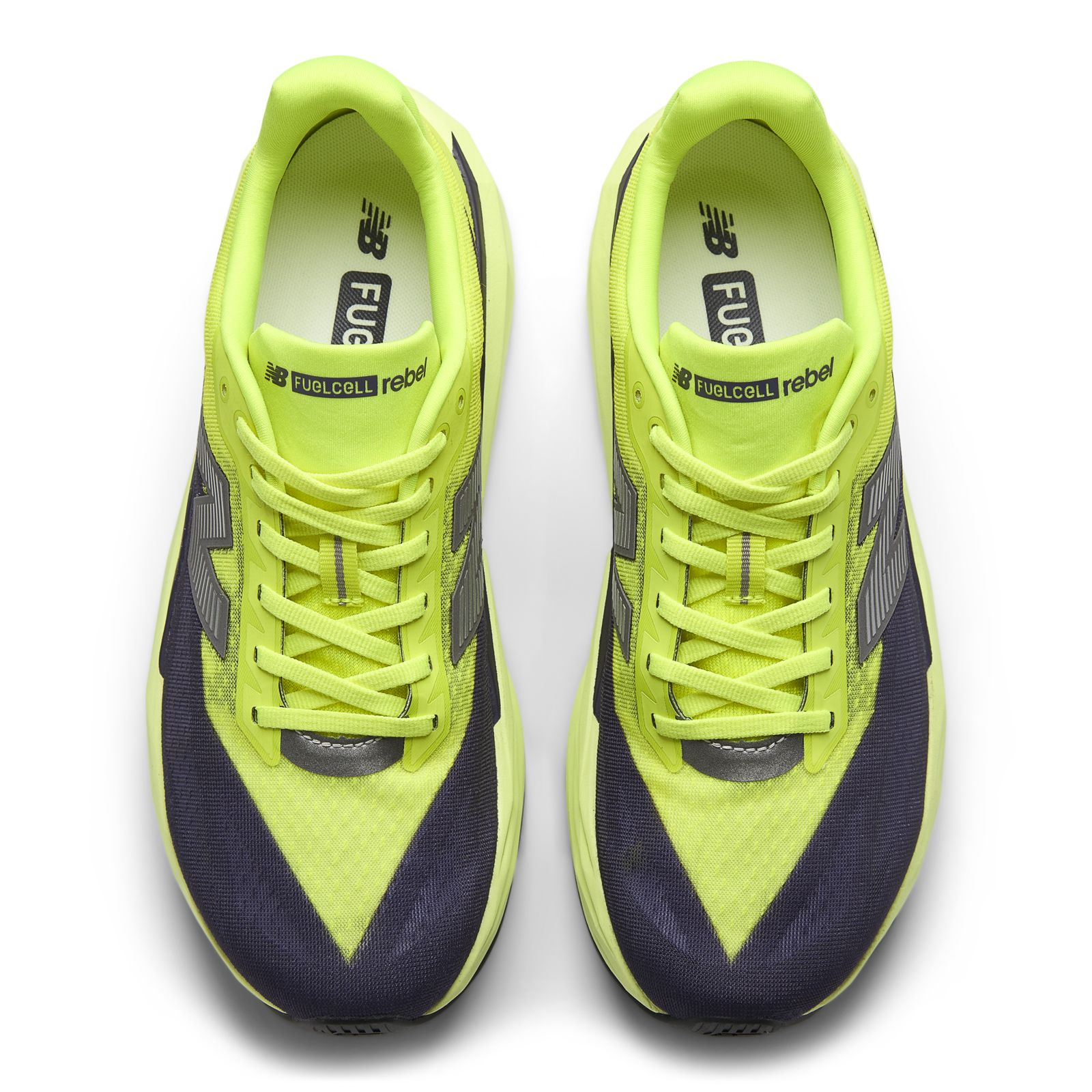 Женские кроссовки New Balance FuelCell Rebel v5 — фото 3