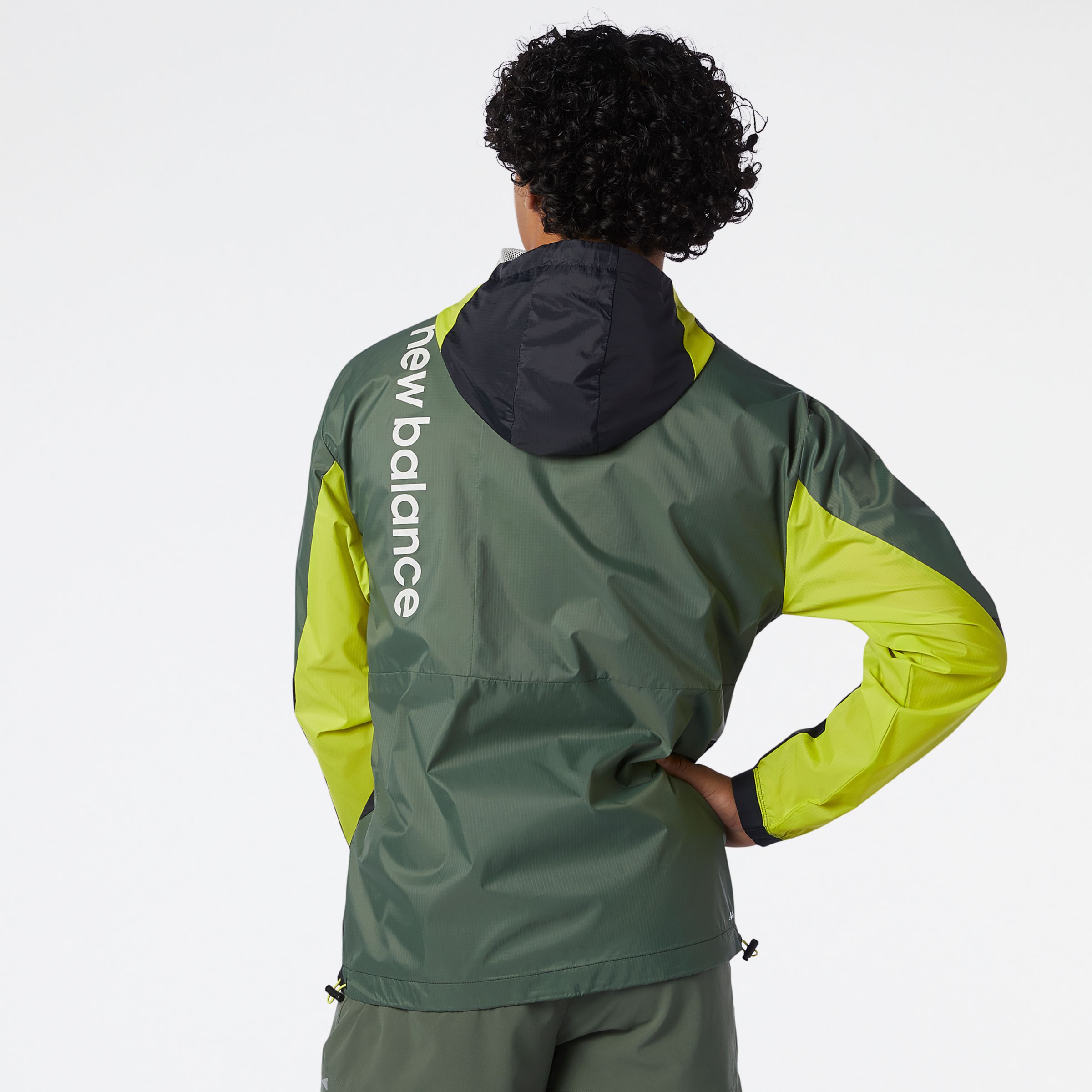 new balance rwt lightweight jacket