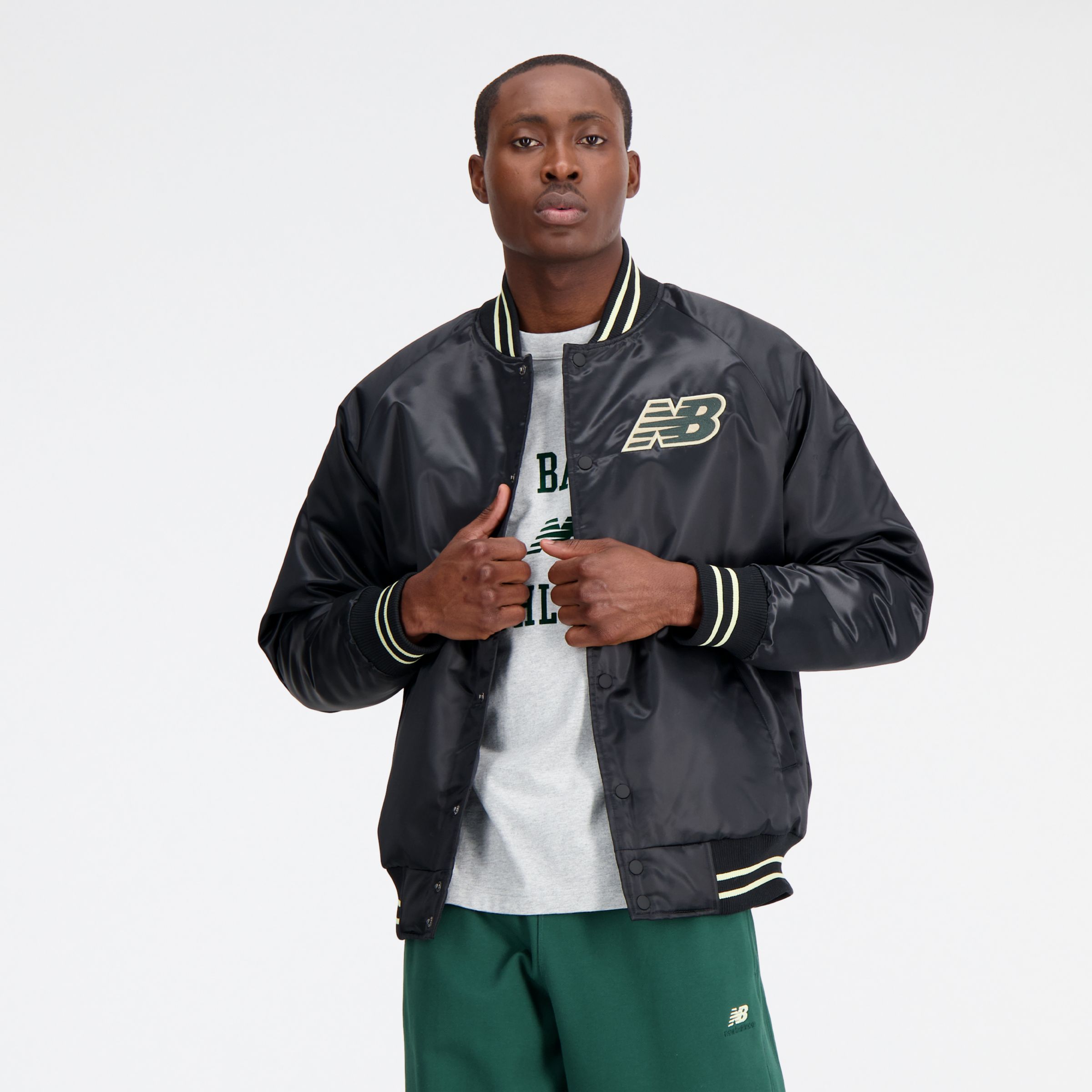 New Balance Unisex Track Jacket in Black