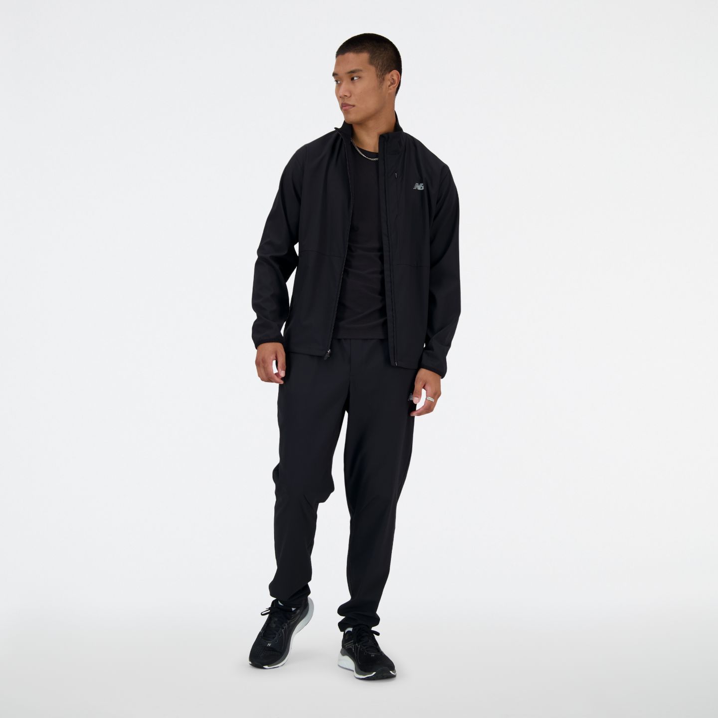 Мужская куртка New Balance Stretch Woven, цвет: Чёрный — фото 2