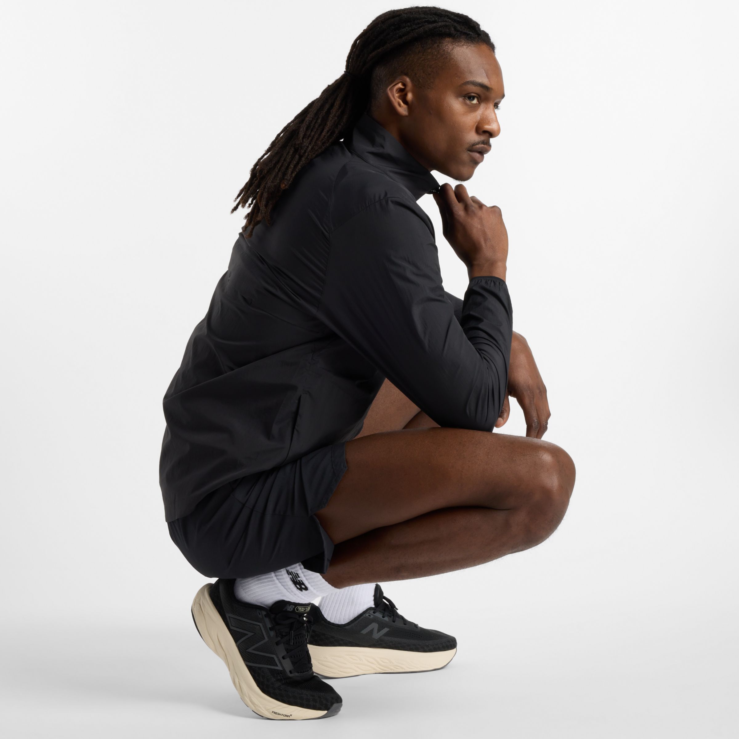 NEW BALANCE MEN'S RBC BROOKLYN HALF ATHLETICS PACKABLE JACKET 