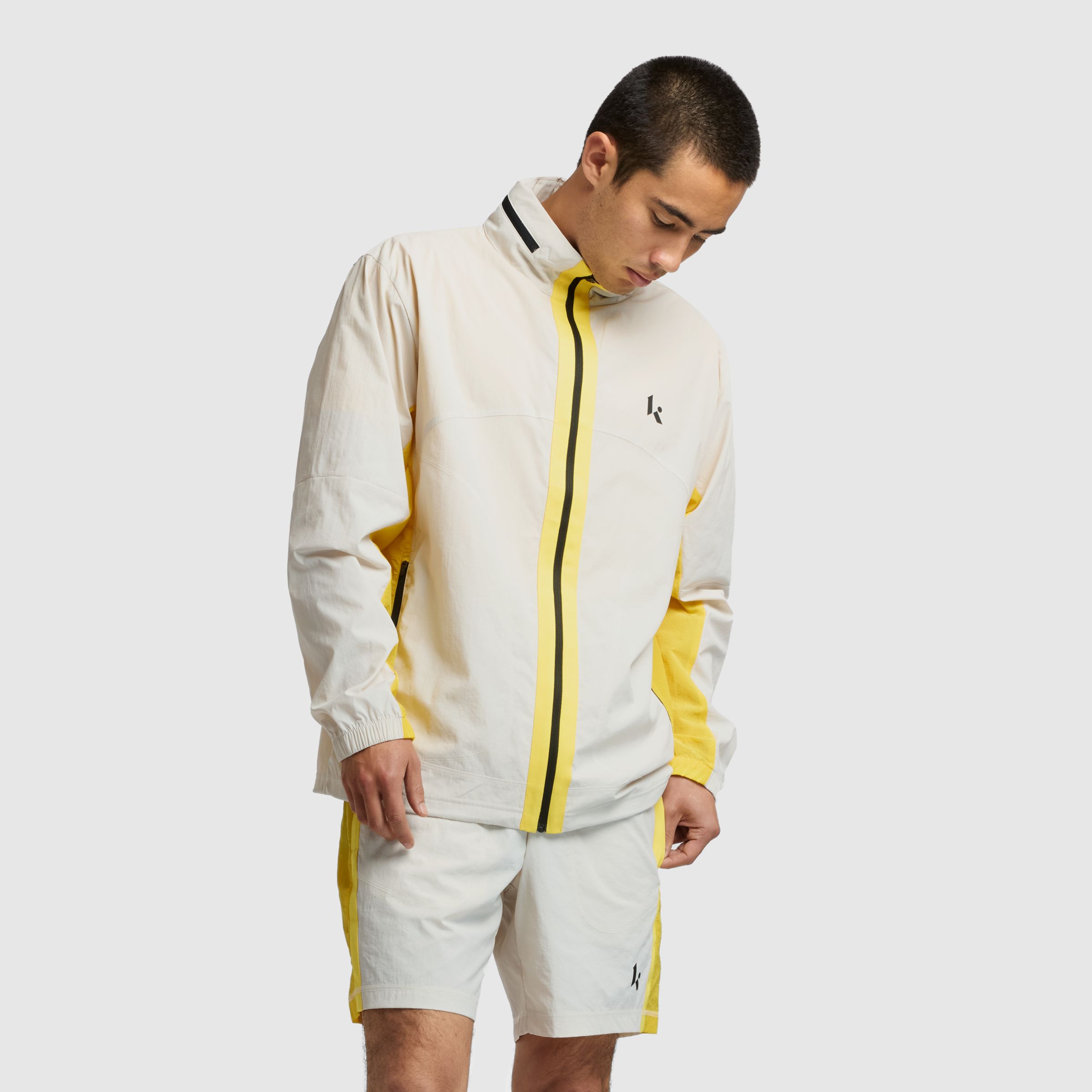 Shop New Balance Men's Klutch Men's Crinkle Woven Jacket In Grey