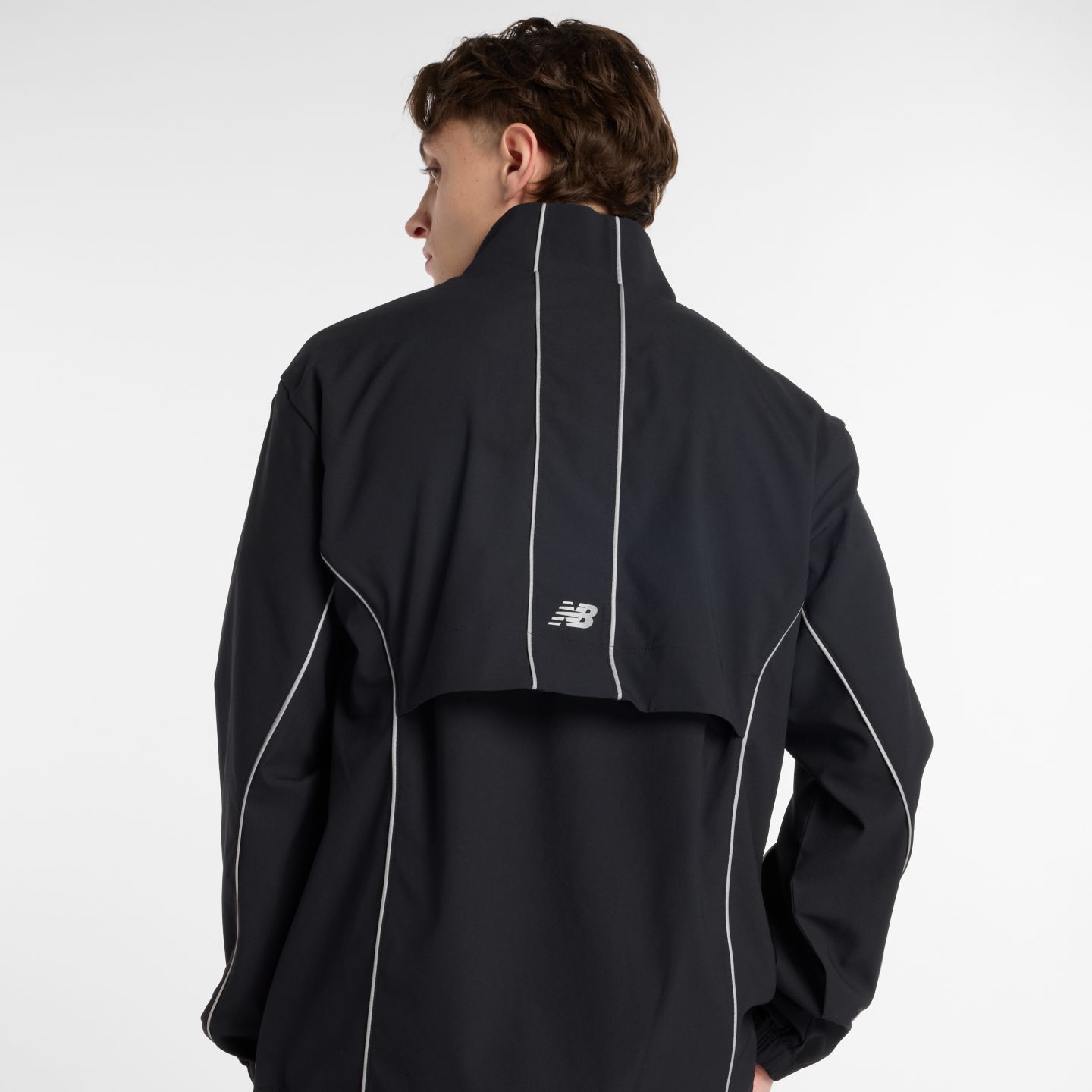 Мужская куртка New Balance Run Energy, цвет: Чёрный — фото 5