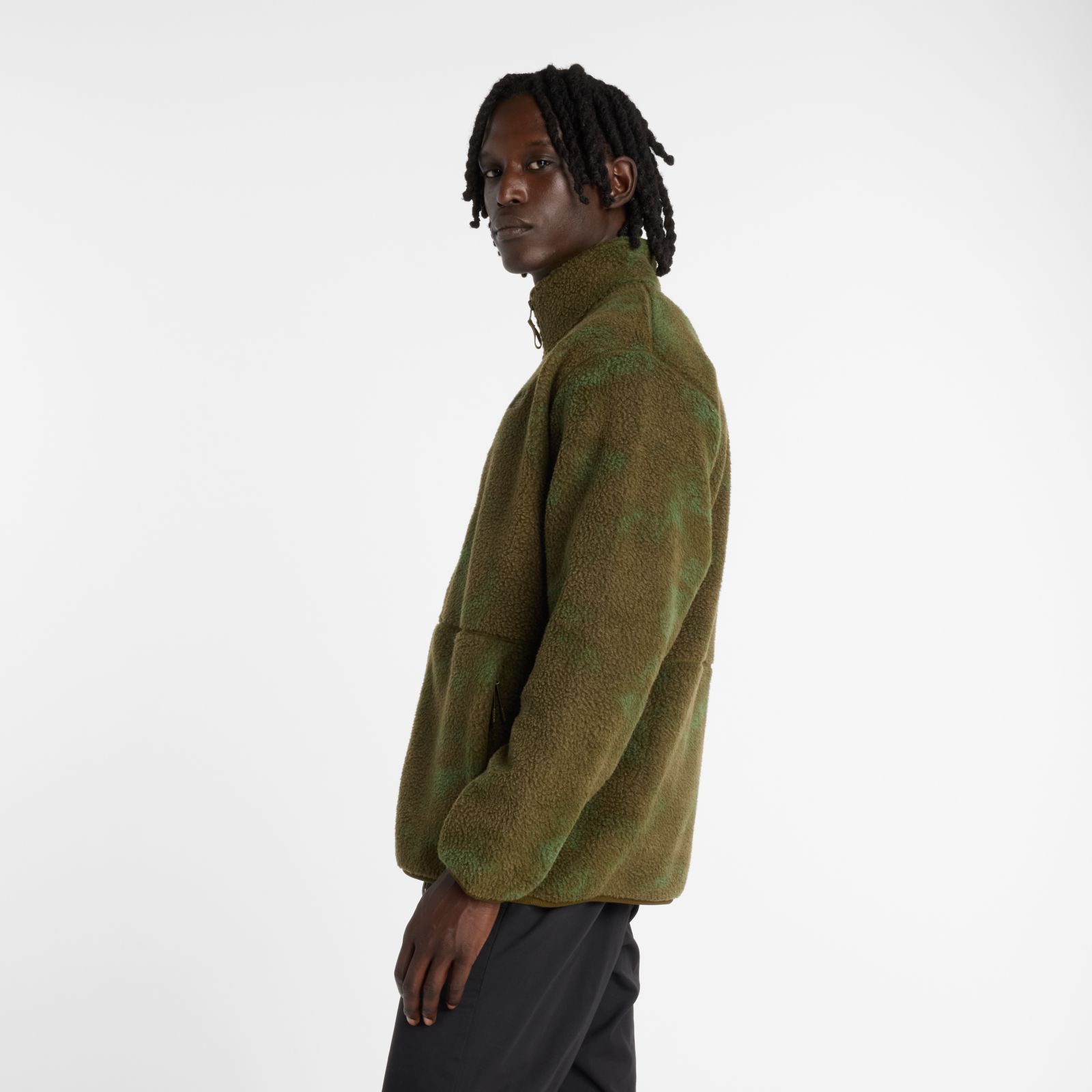 Мужские куртки New Balance High Pile Printed Jacket — фото 5