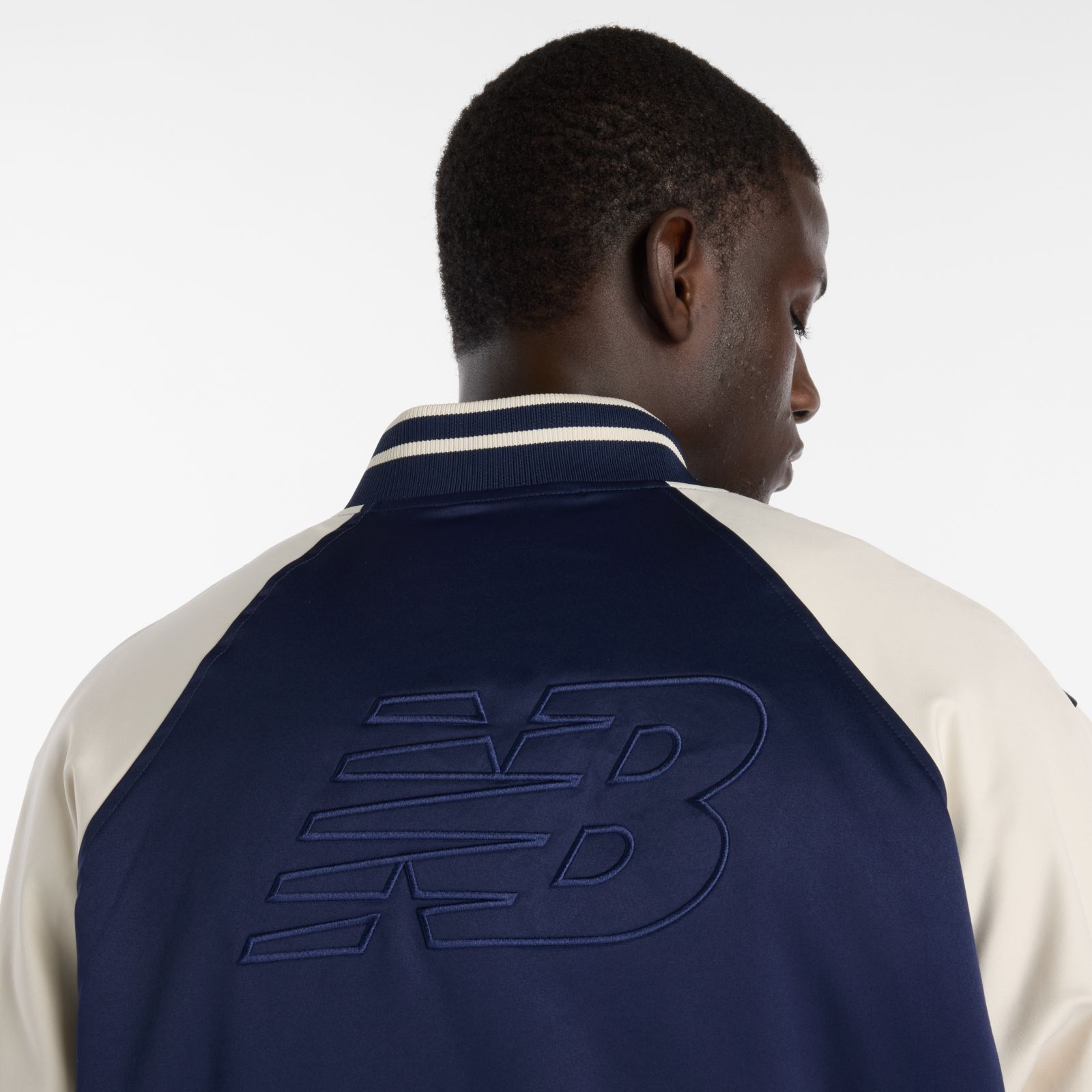 Мужские куртки New Balance Athletics Varsity Jacket — фото 3
