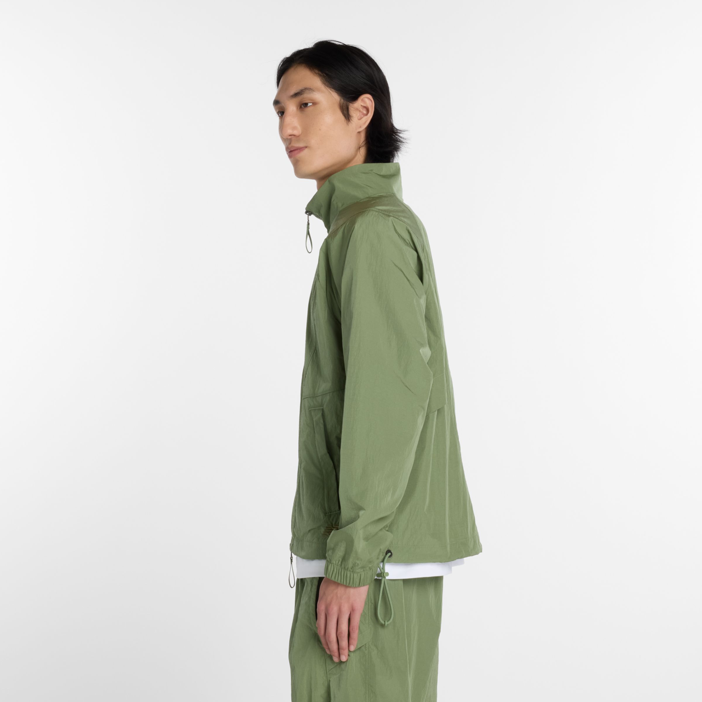 NB GREY ナイロンジャケット