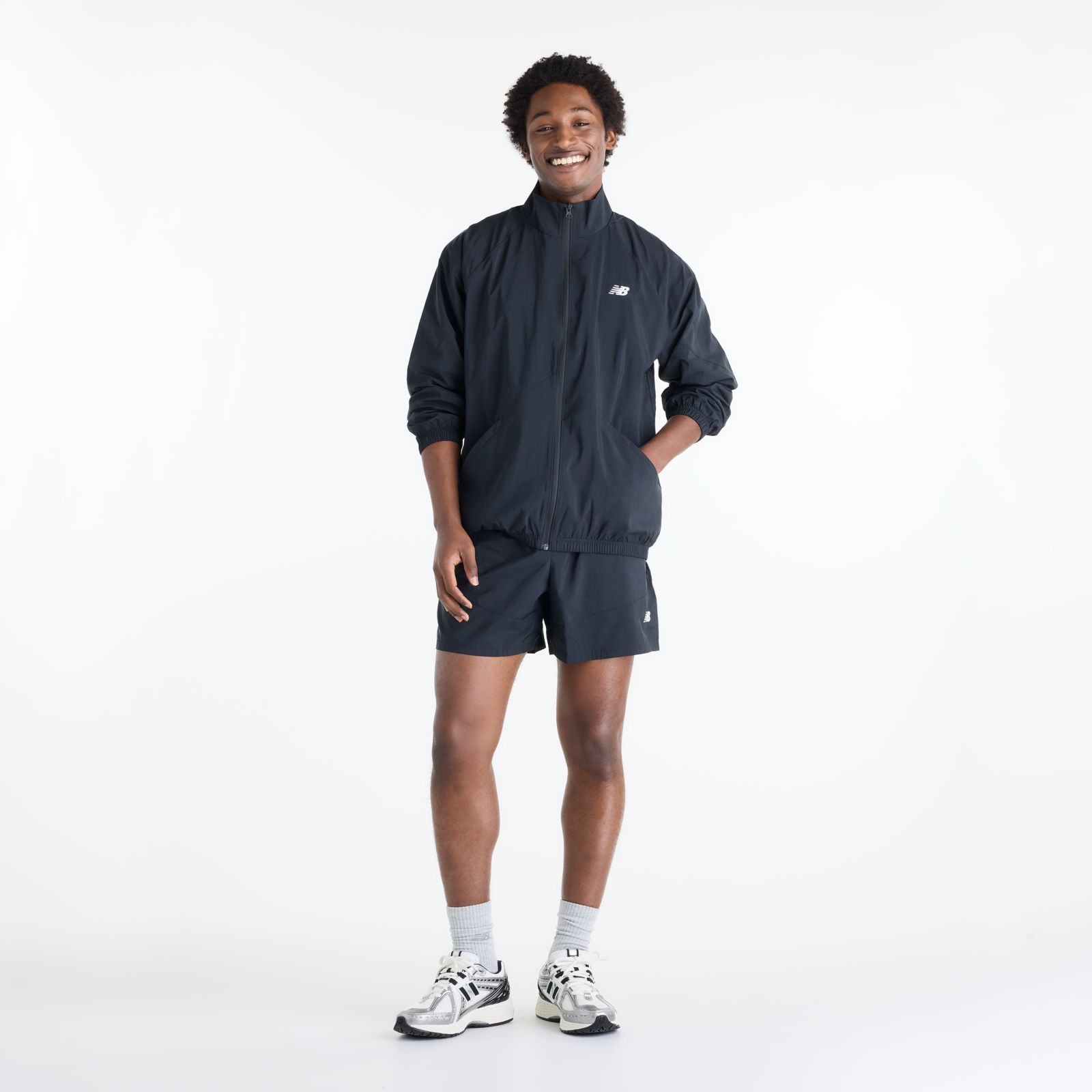Мужские куртки New Balance Sport Legacy Jacket — фото 2