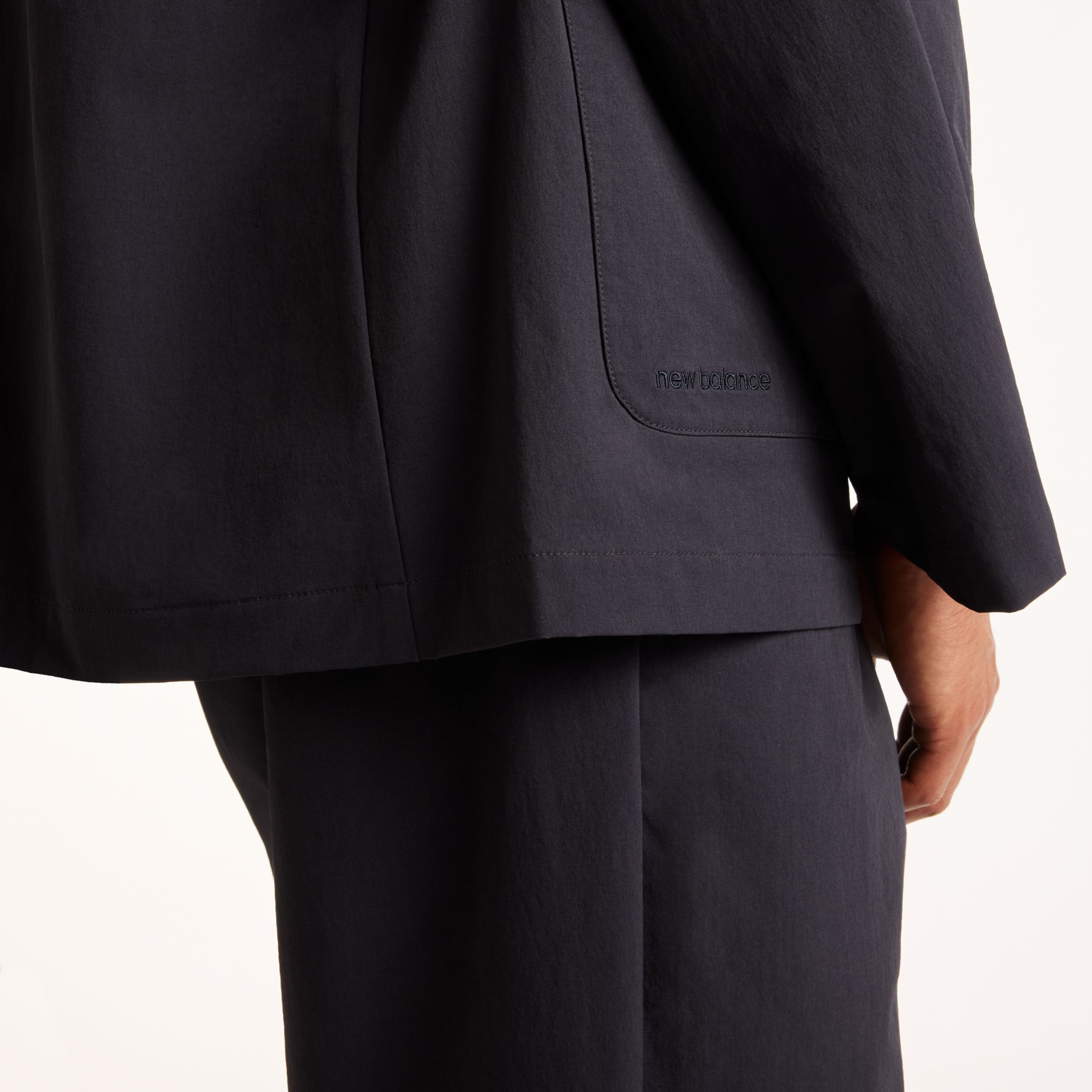 Djairo is wearing size M and is 6'0.5"/184cm. Chest: 37.25"/95cm, Waist: 29.5"/75cm, Hips: 37"/94cm