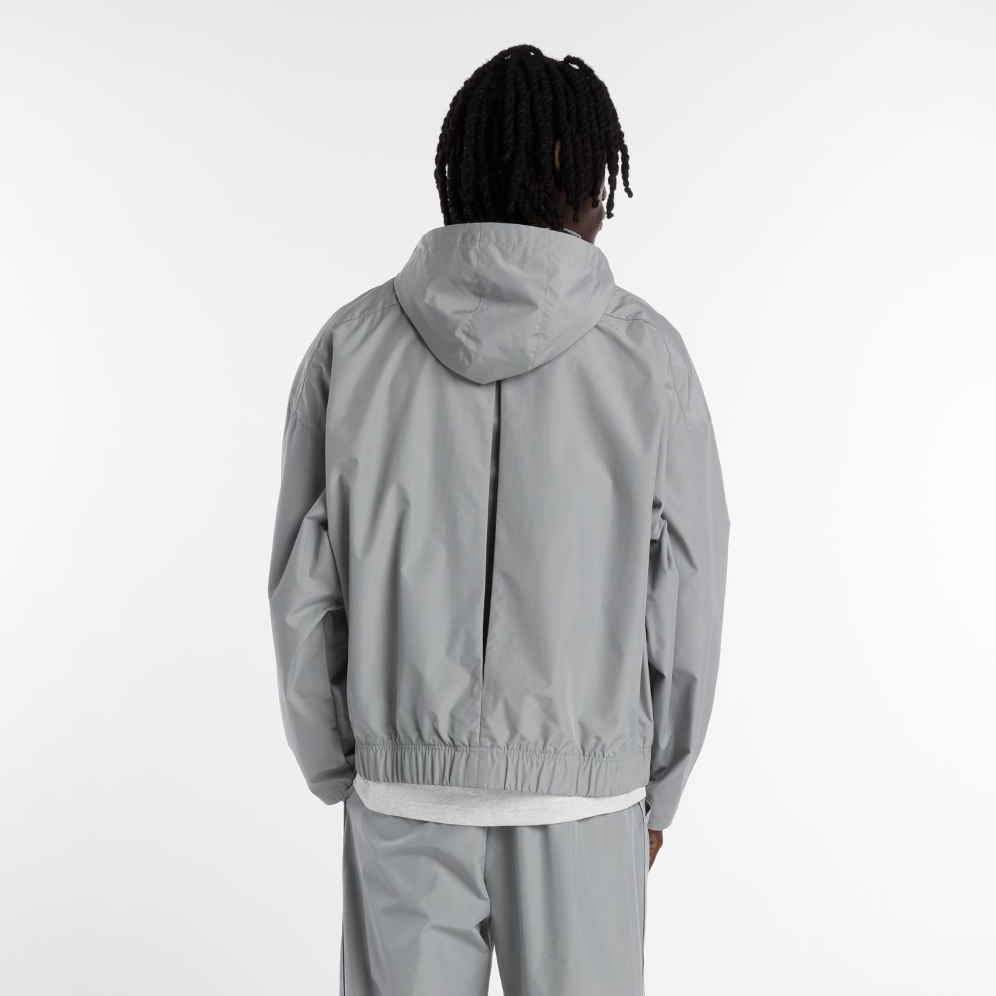 Мужская куртка New Balance Elusive Shell, цвет: Сланцевый серый — фото 6