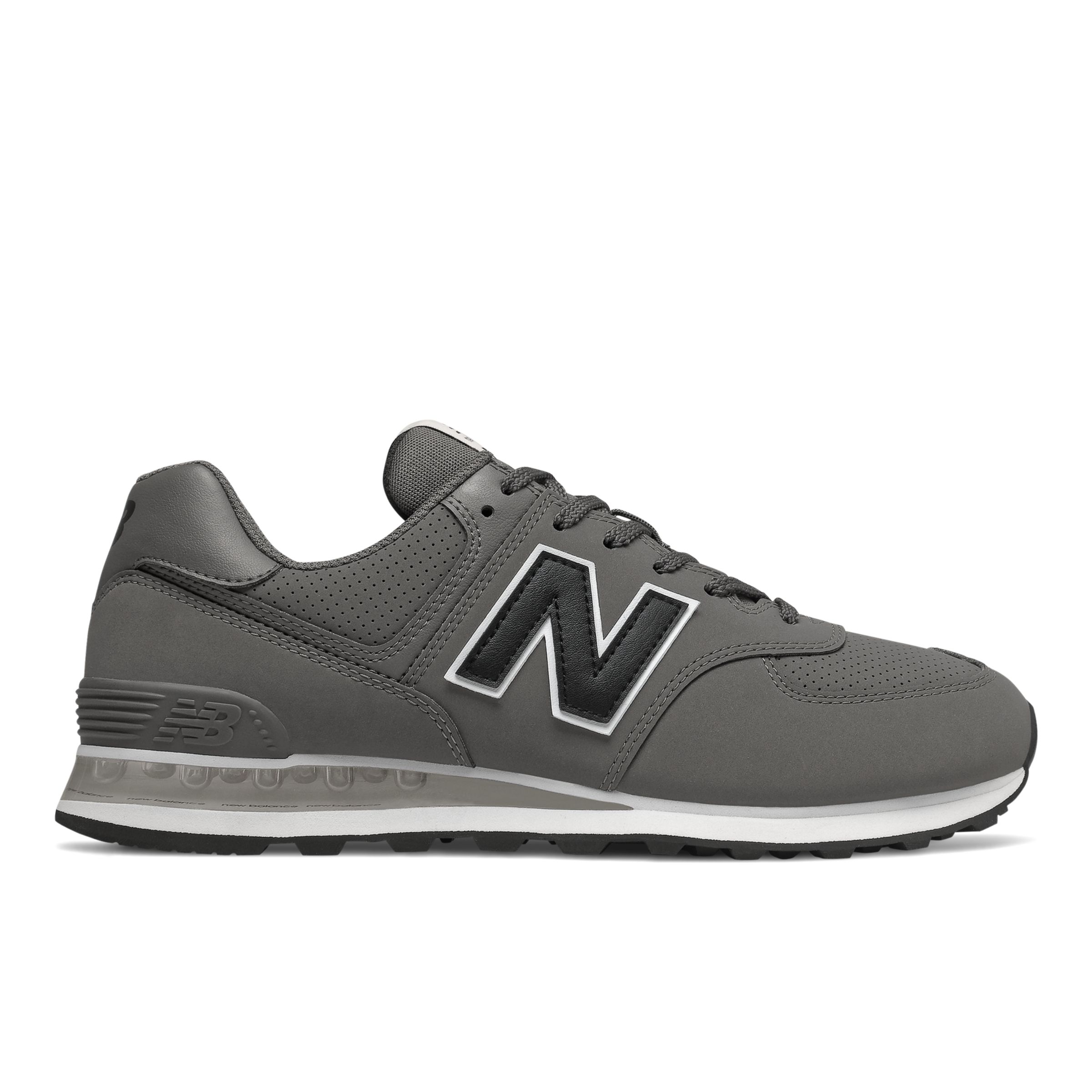 new balance outlet hours