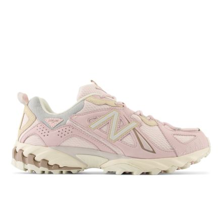 pink new balance tennis shoes