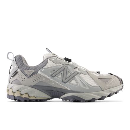 New balance clearance 18 v8 sale