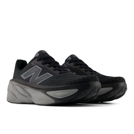 New Balance Men s Fresh Foam X More v5 9.5 Black D