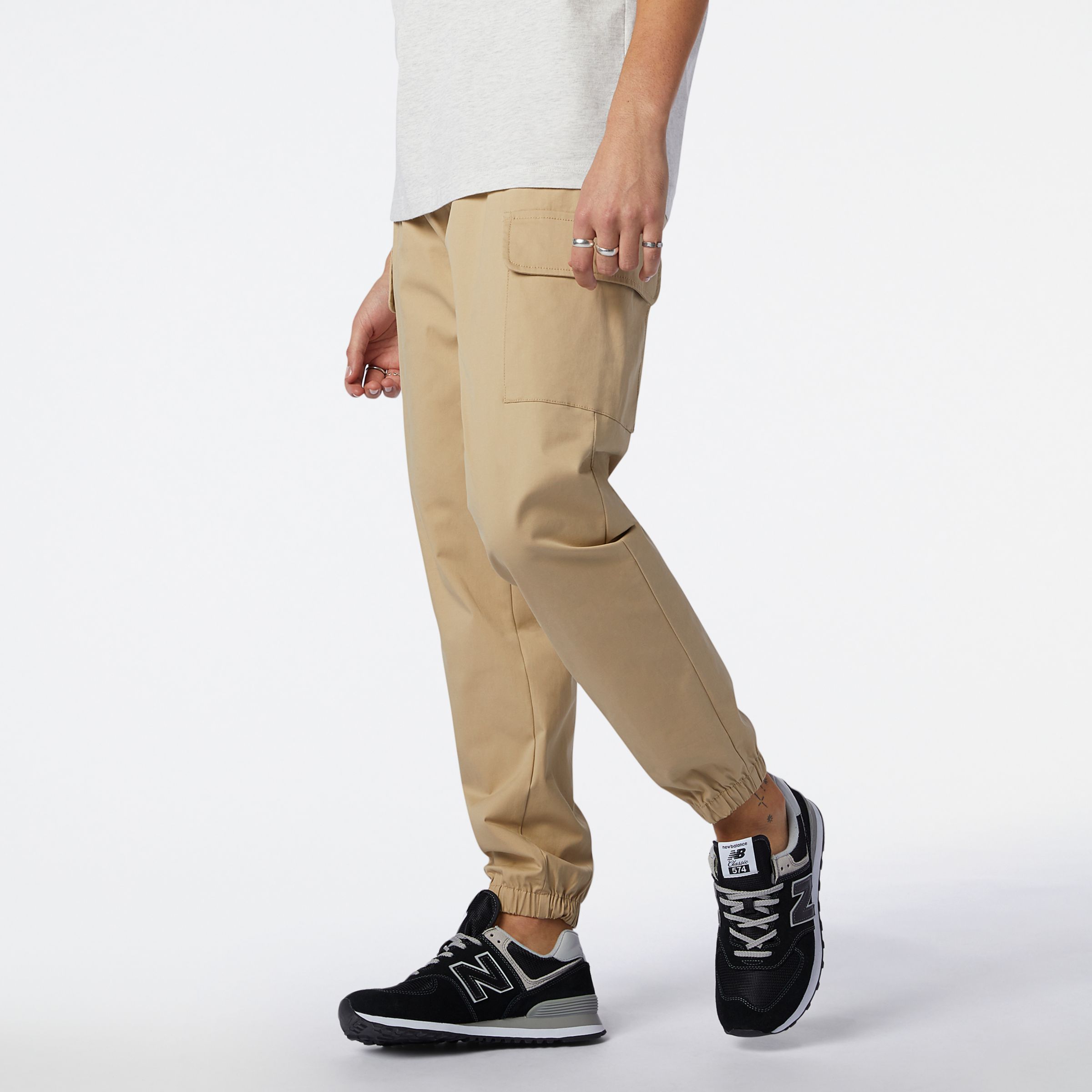 

New Balance Men's NB Athletics Woven Cargo Pant Brown - Brown