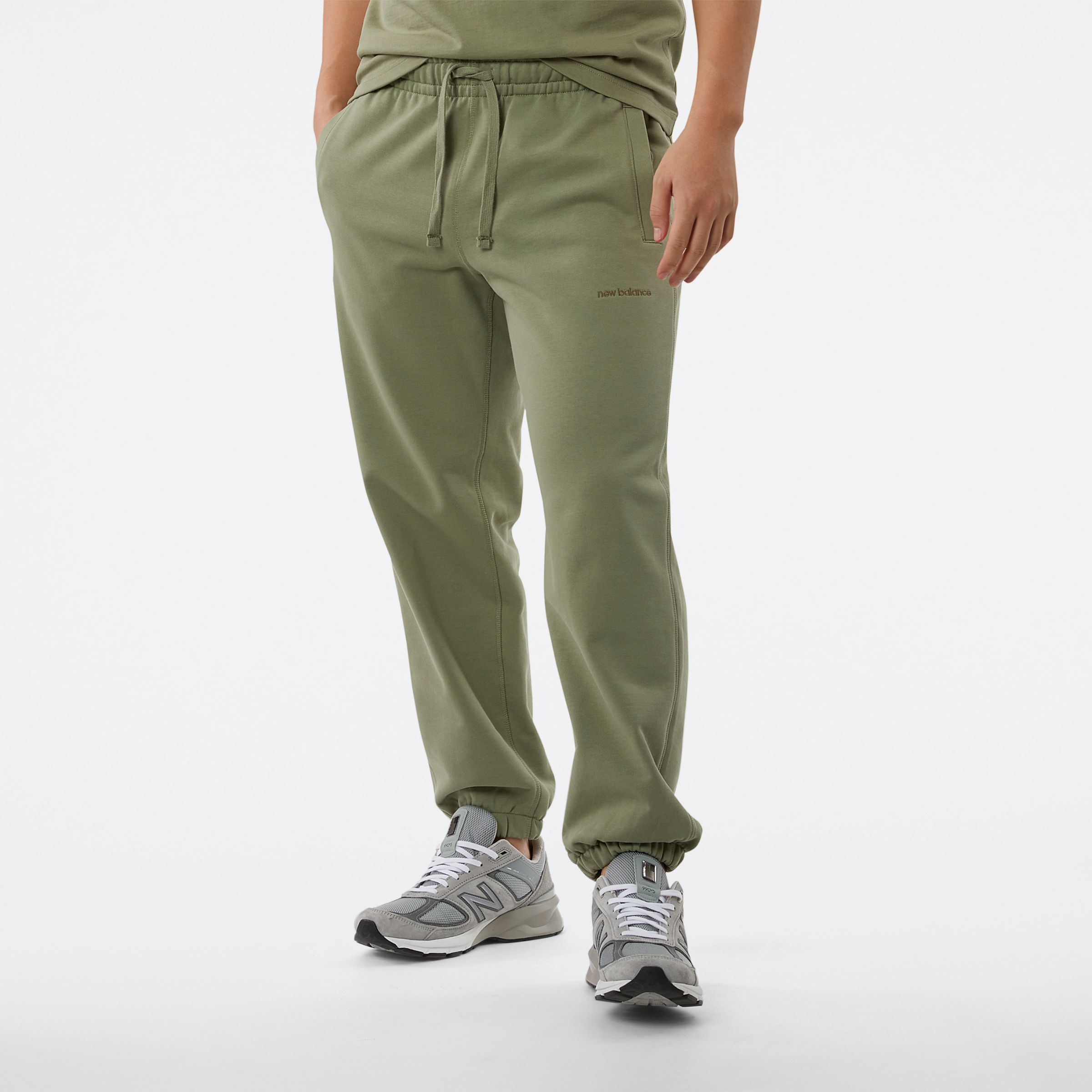 green sweatpant