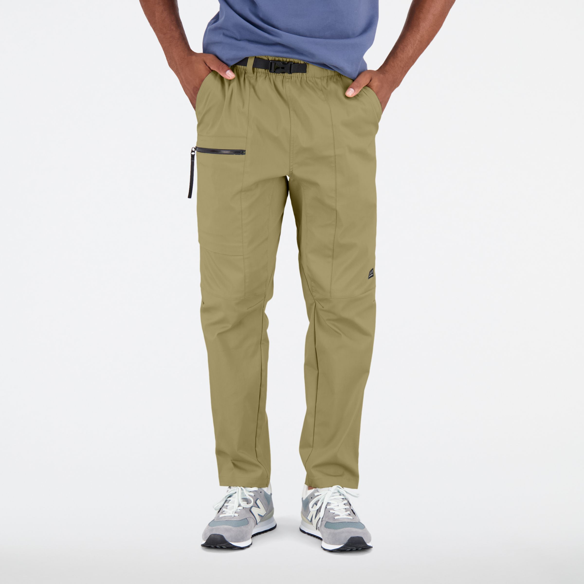 New Balance Homme Pantalons AT Woven Pant en Beige, Poly Knit, Taille L