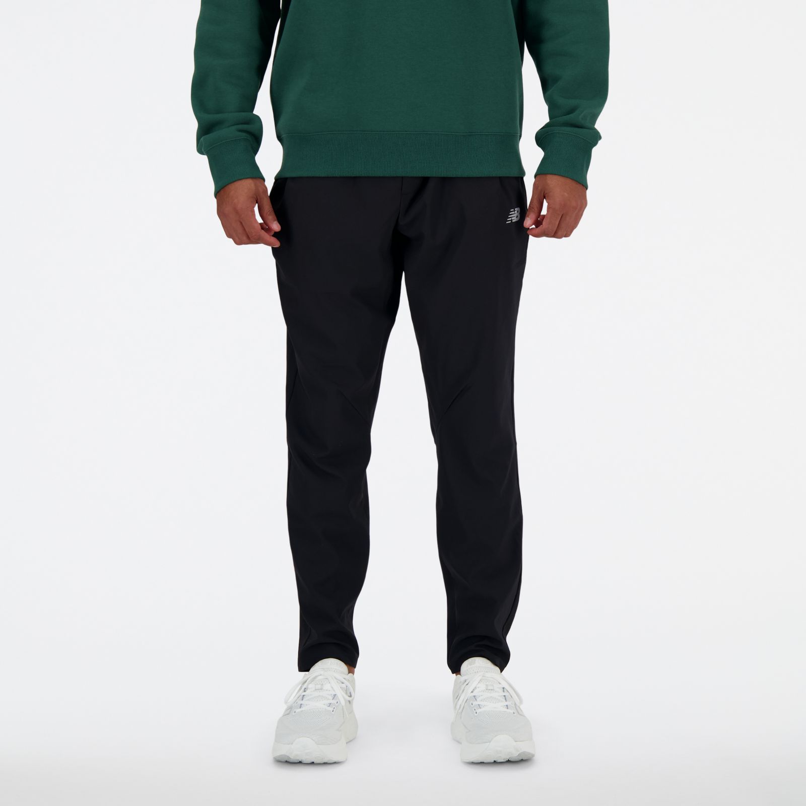 Мужские брюки New Balance AC Tapered Pant 29" — фото 2