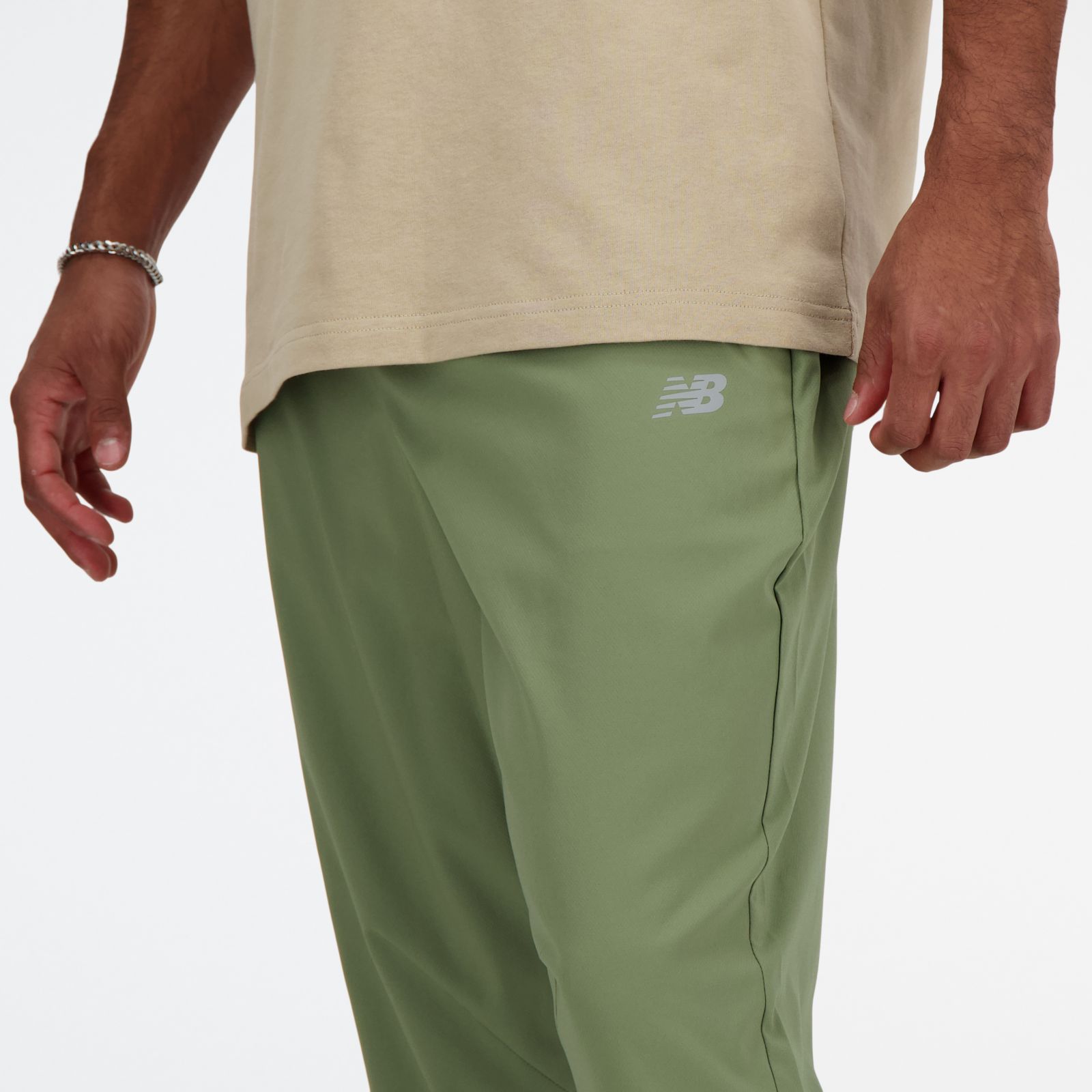 Мужские брюки New Balance AC Tapered Pant 29" — фото 4