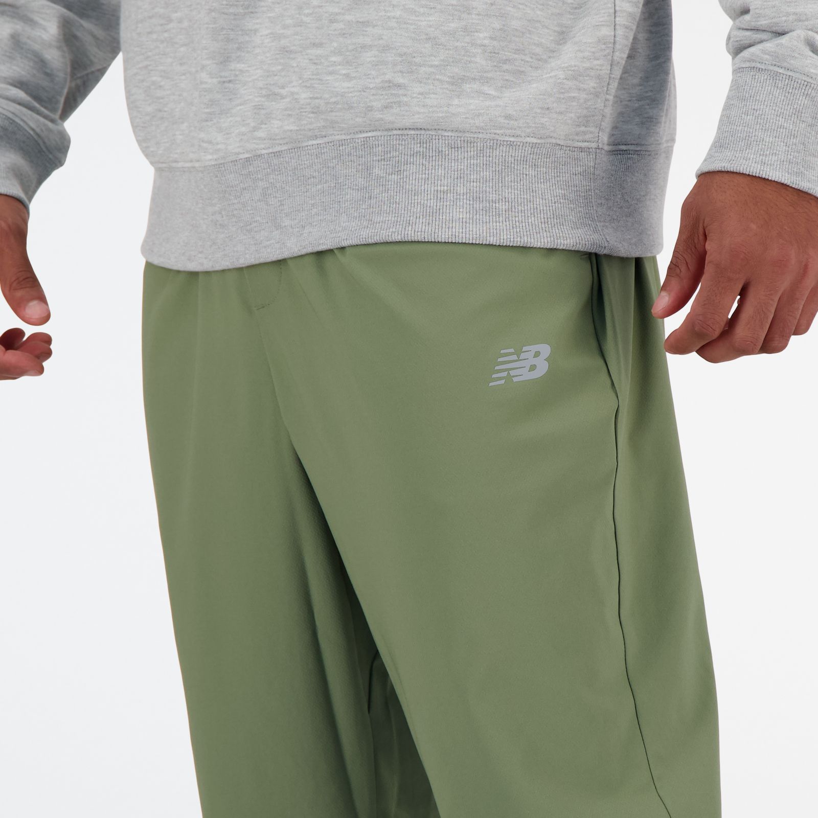 Мужские брюки New Balance AC Tapered Pant 31" — фото 5