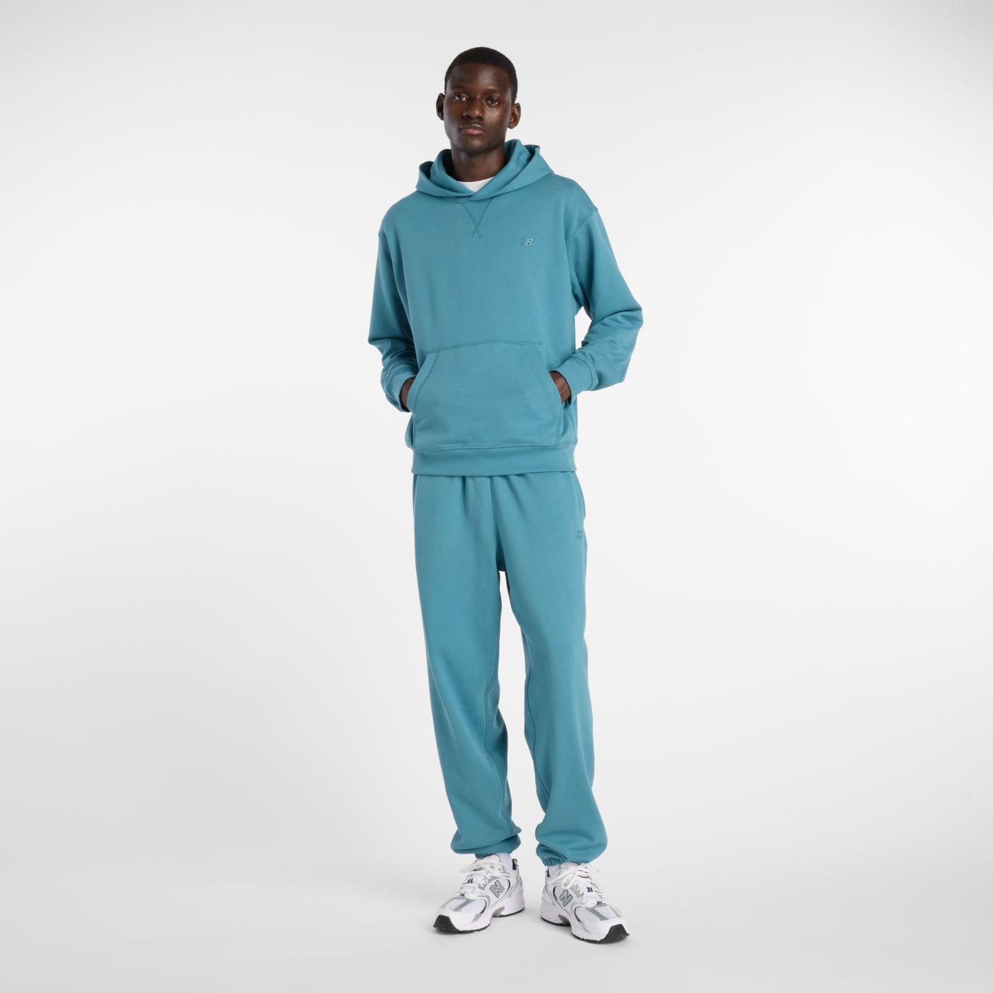 Мужские брюки New Balance Athletics French Terry Jogger, цвет: Бирюзовый — фото 2