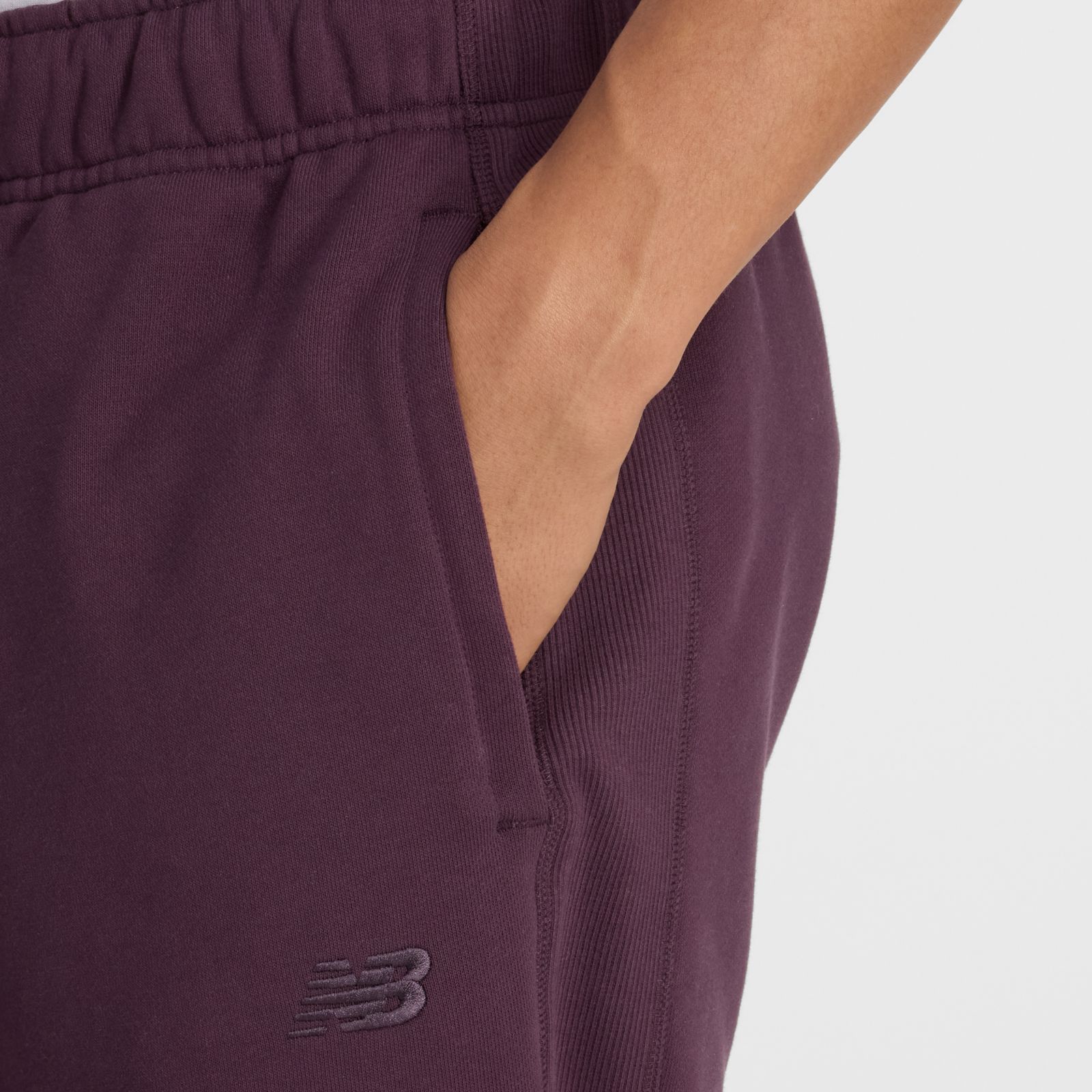 Мужские брюки New Balance Athletics French Terry Jogger — фото 7