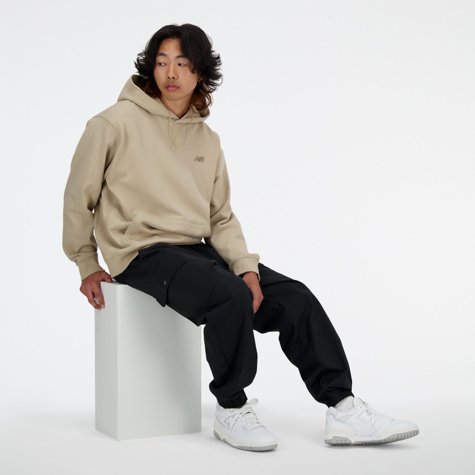 Мужские брюки New Balance Twill Cargo Jogger — фото 2